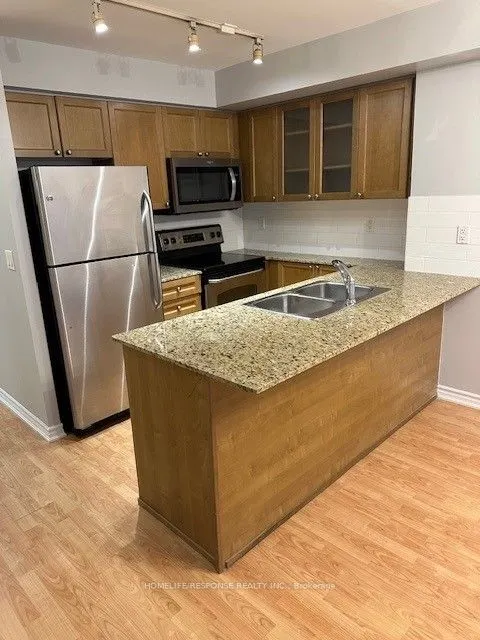 761 BAY Street, #1011
