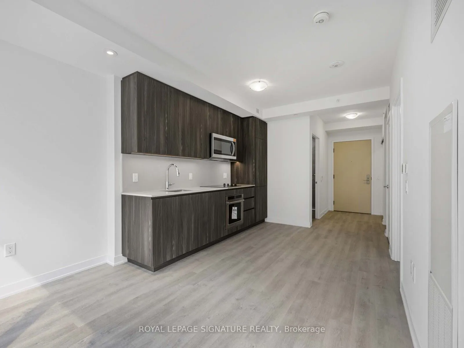 15 Richardson Street, #321