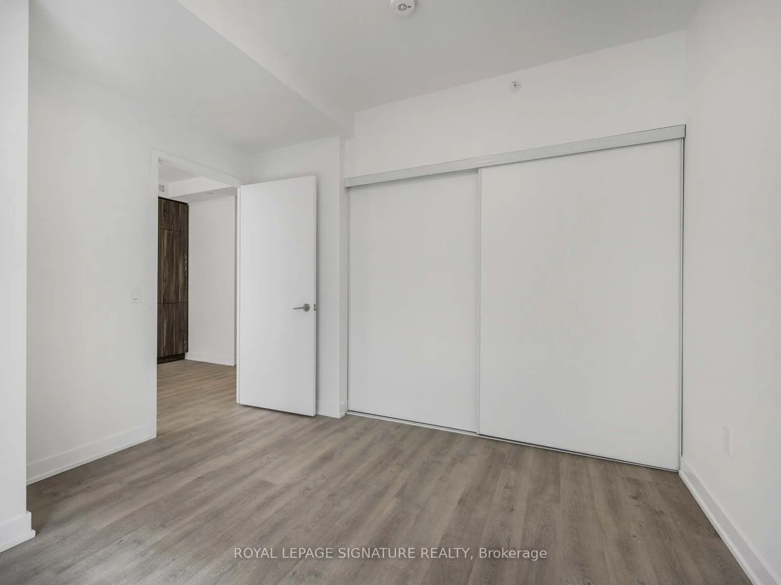 15 Richardson Street, #321
