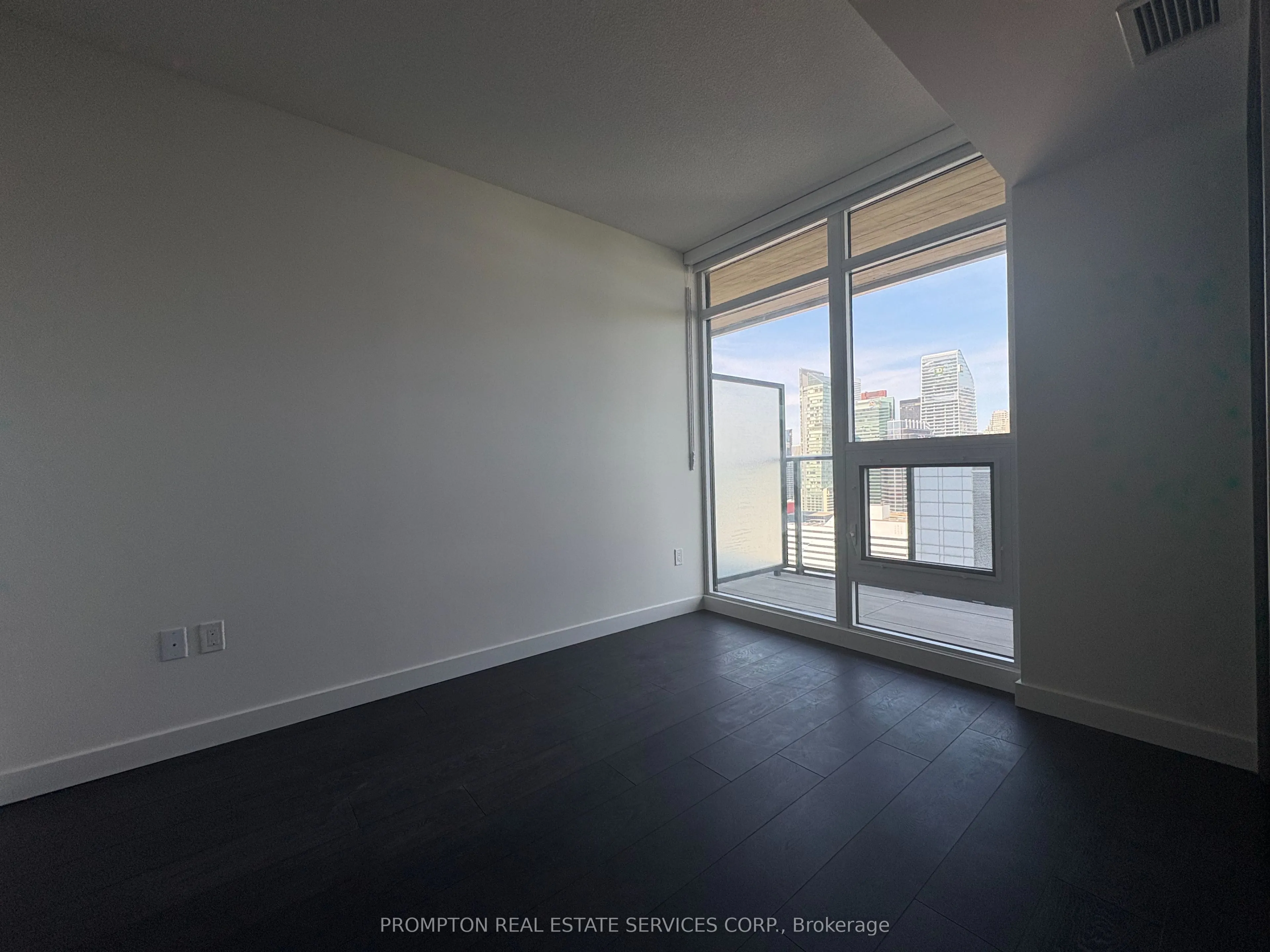 1 Concord Cityplace Way, #3805
