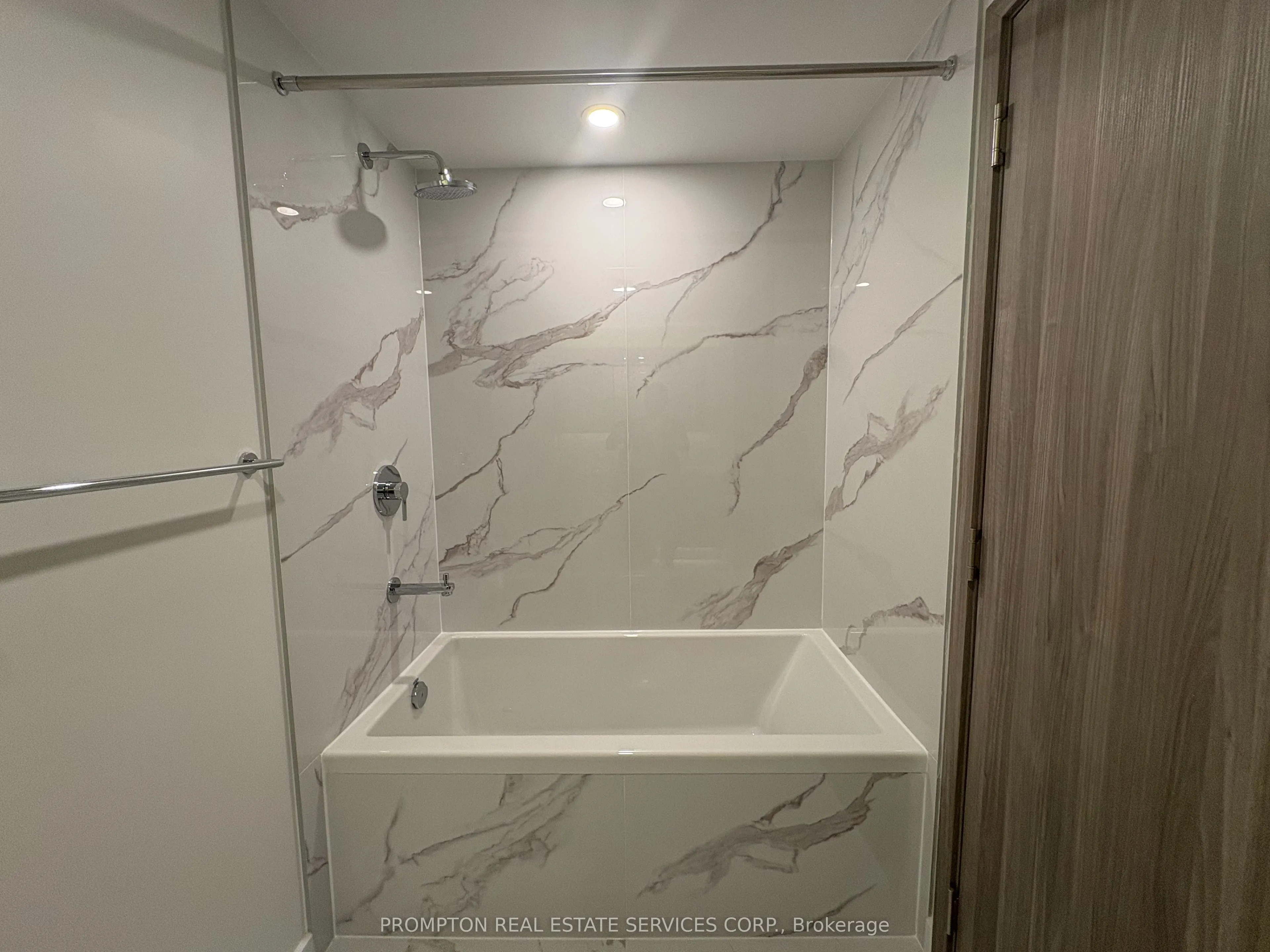 1 Concord Cityplace Way, #3805
