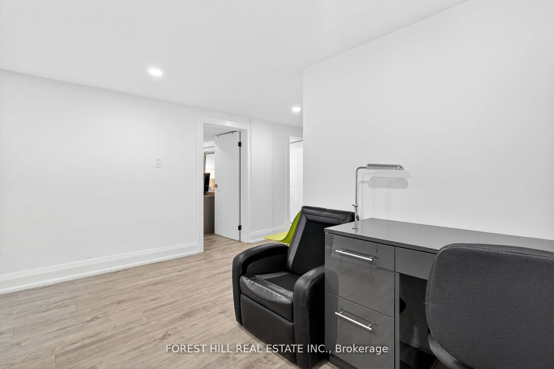 9 Tadcaster Place