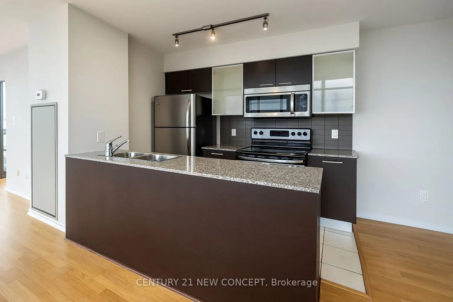 38 Grenville Street, #4106
