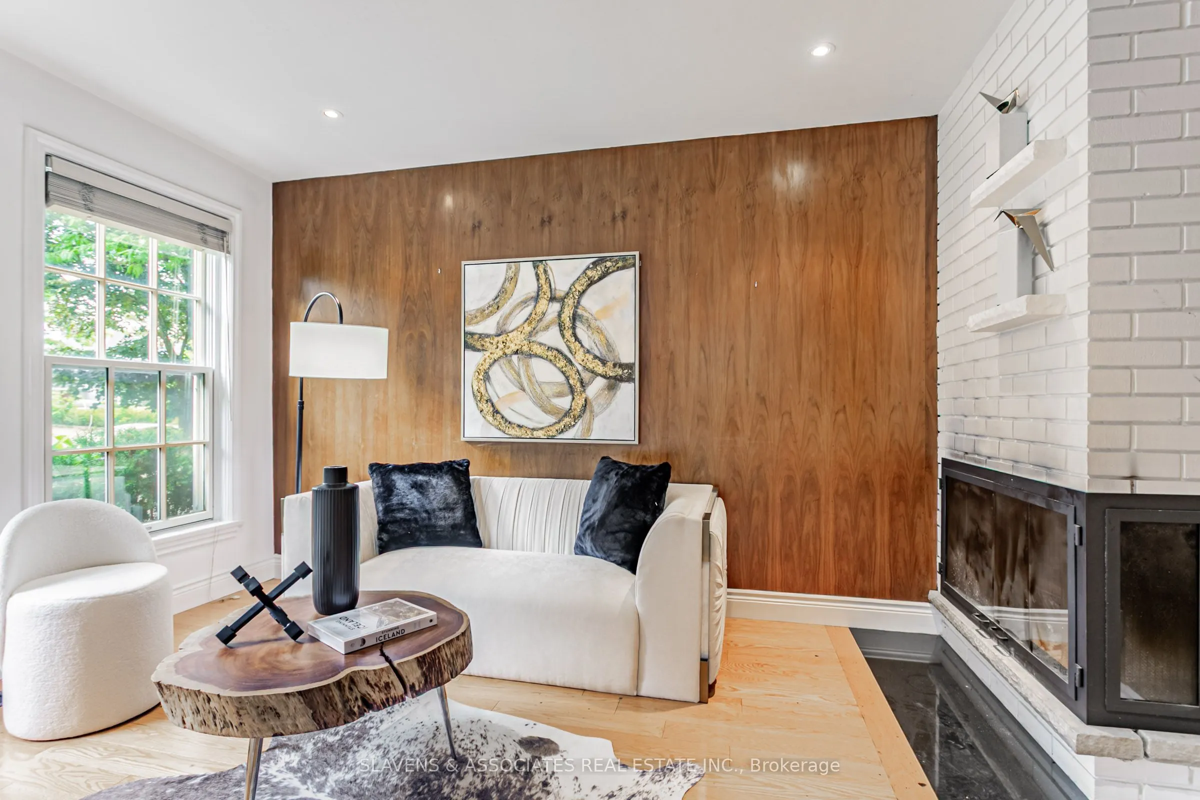 123 Lord Seaton Road