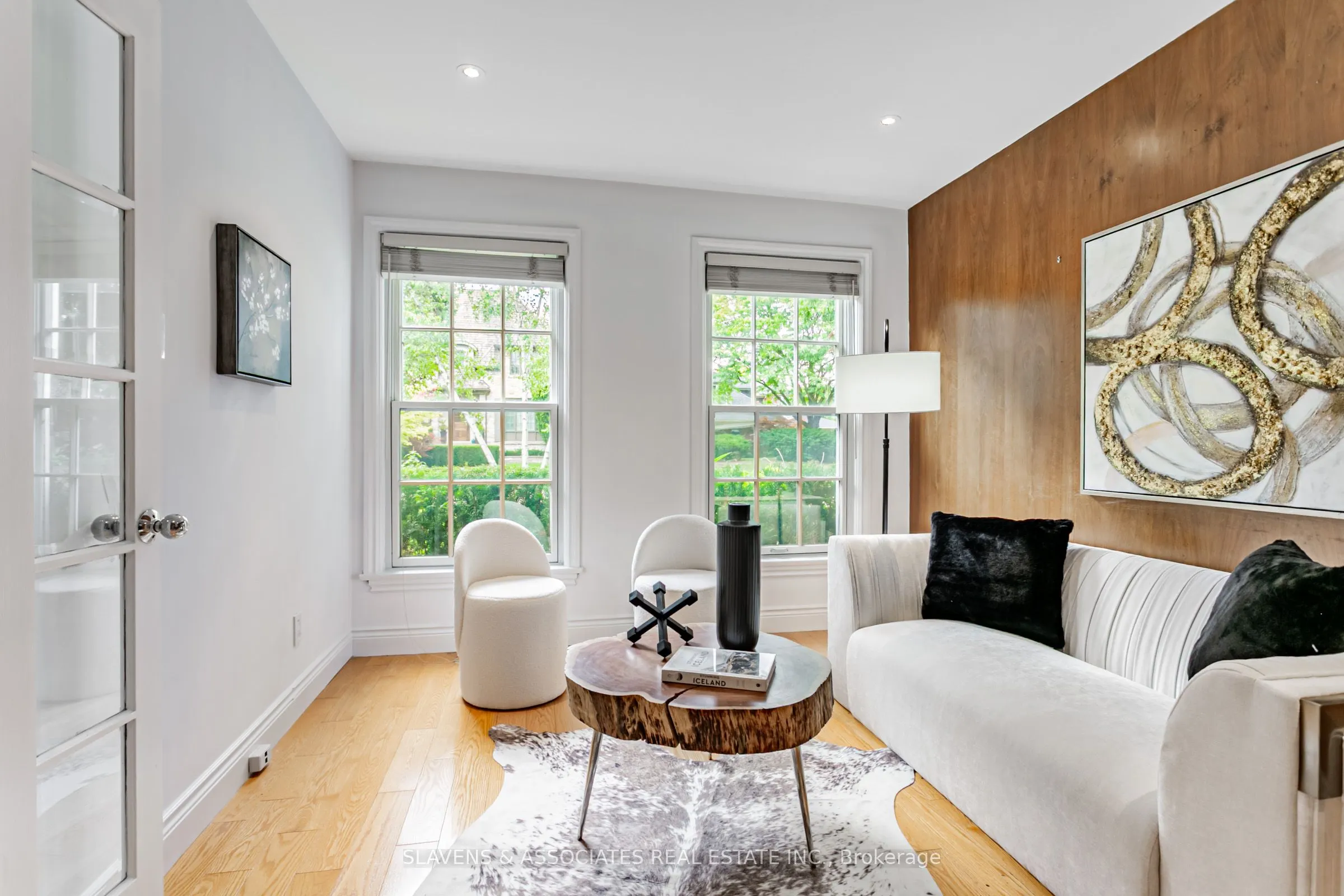 123 Lord Seaton Road