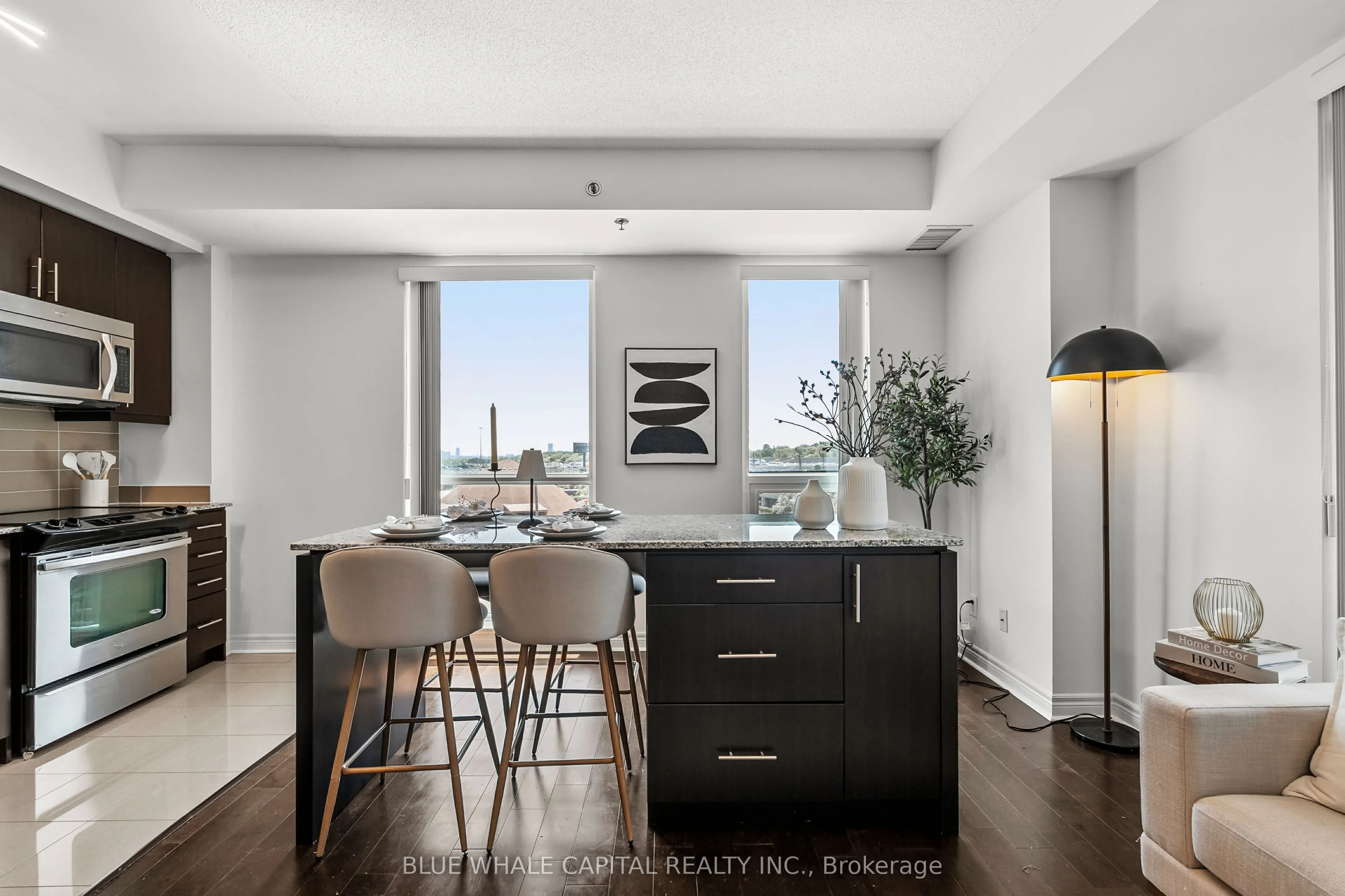 2756 Old Leslie Street, #520
