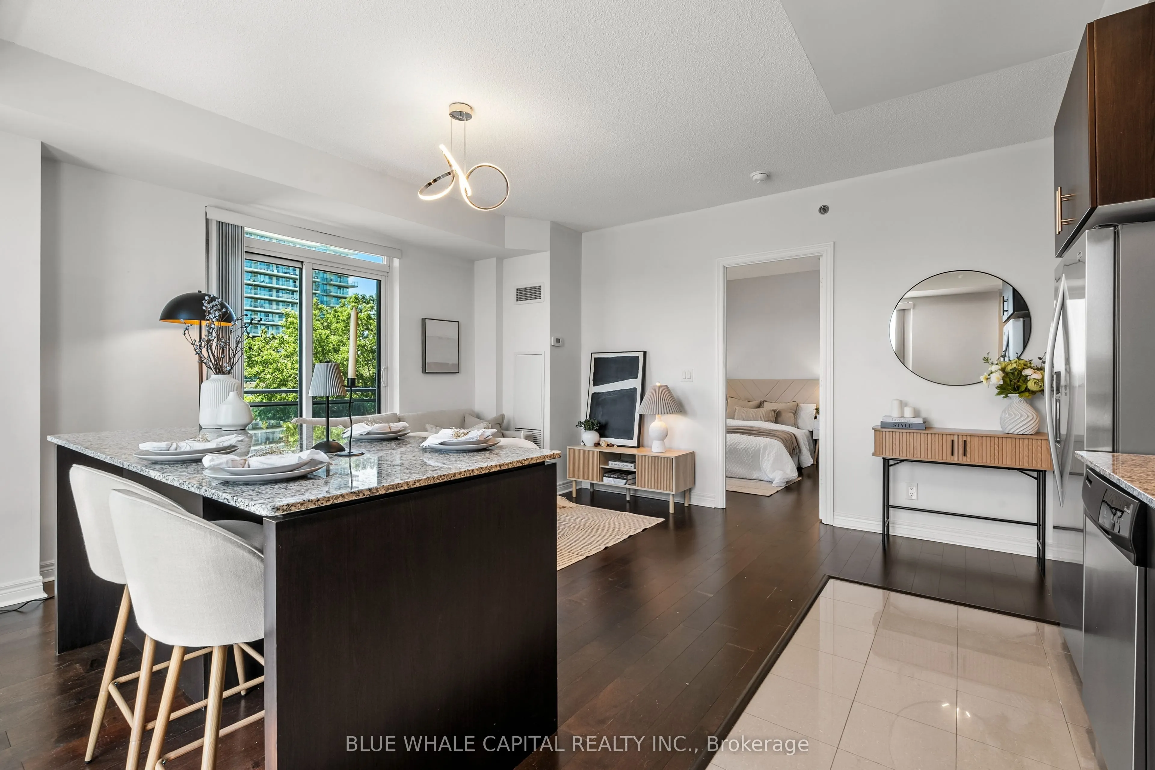 2756 Old Leslie Street, #520