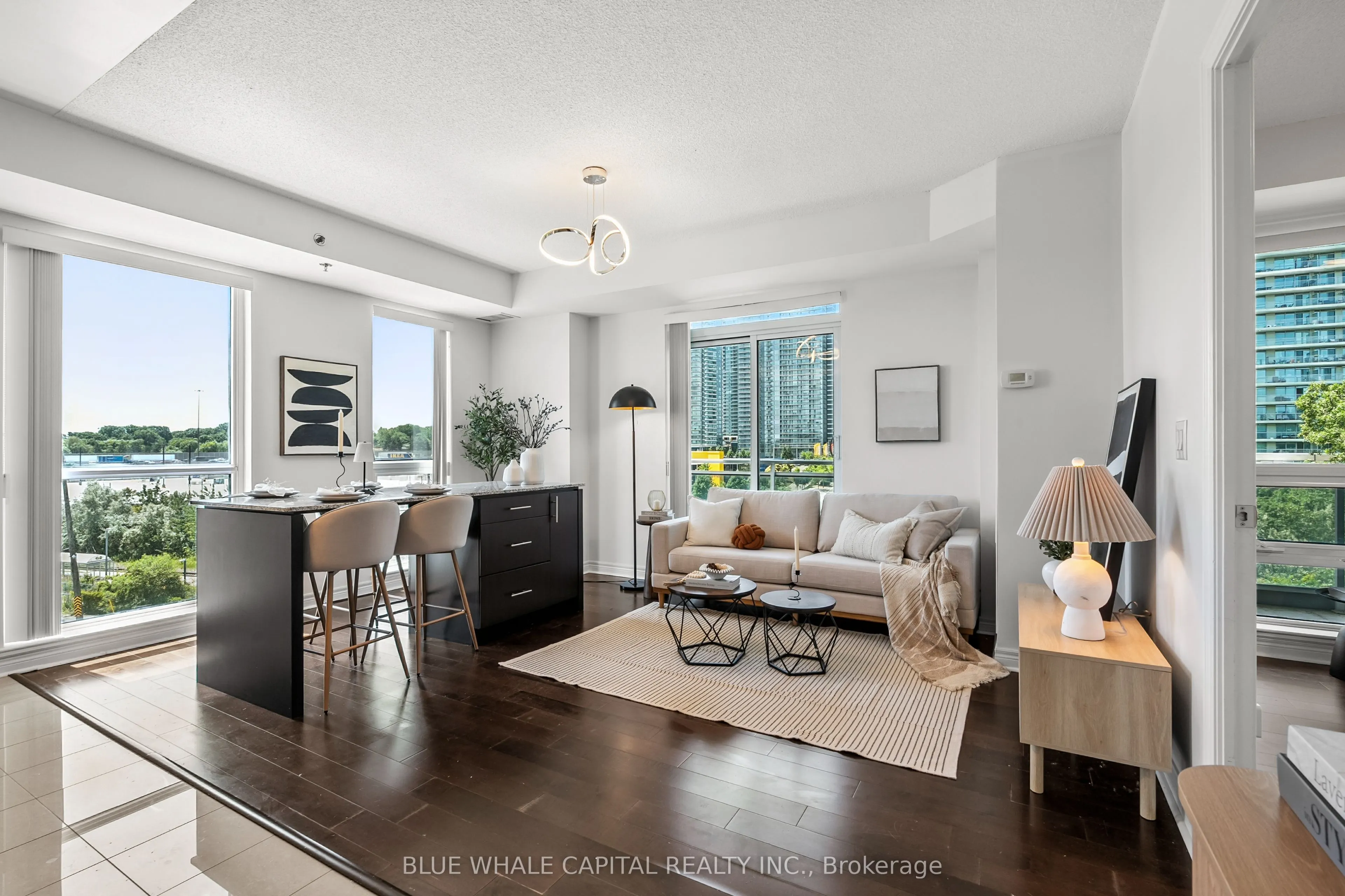 2756 Old Leslie Street, #520