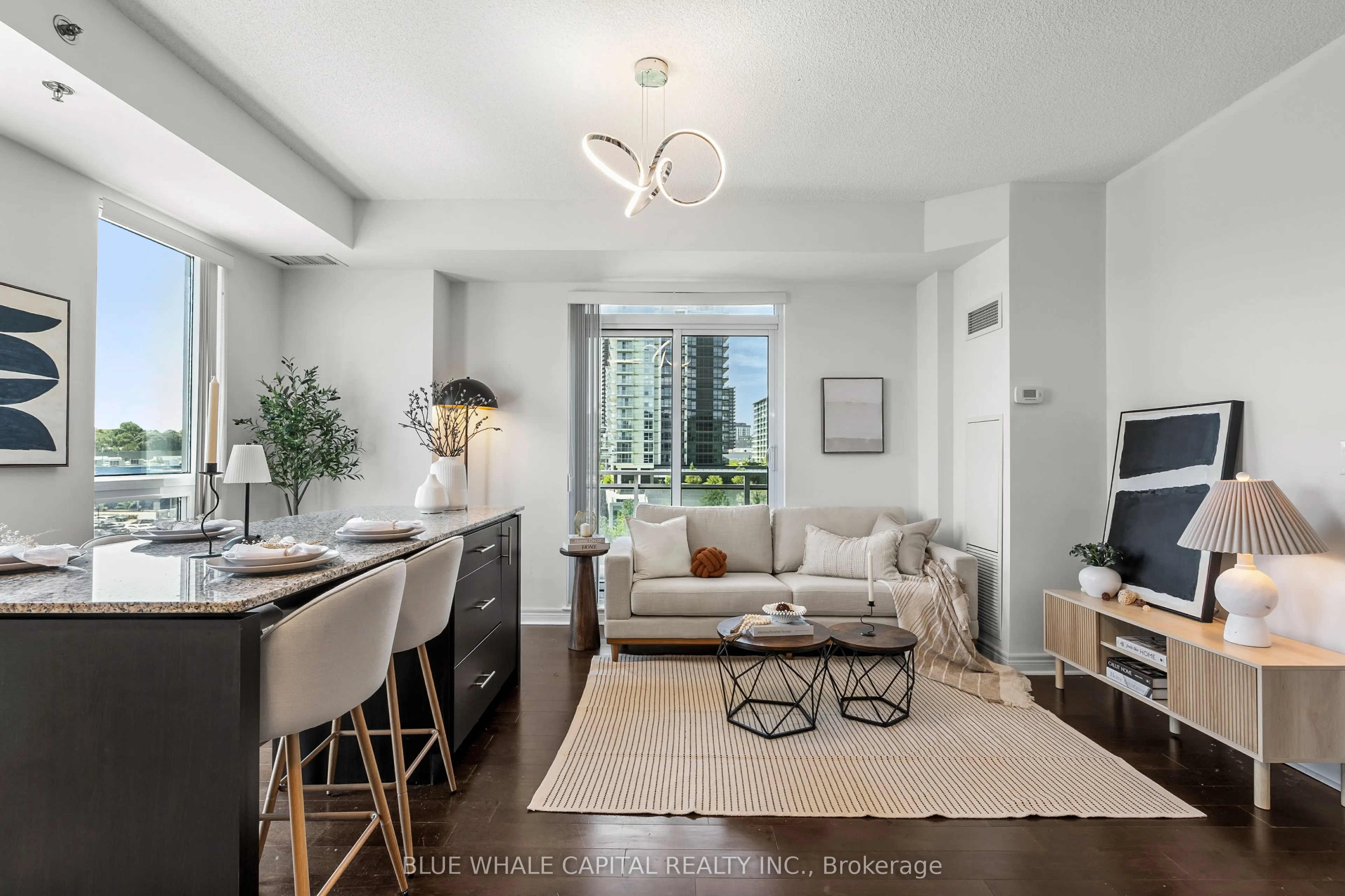 2756 Old Leslie Street, #520