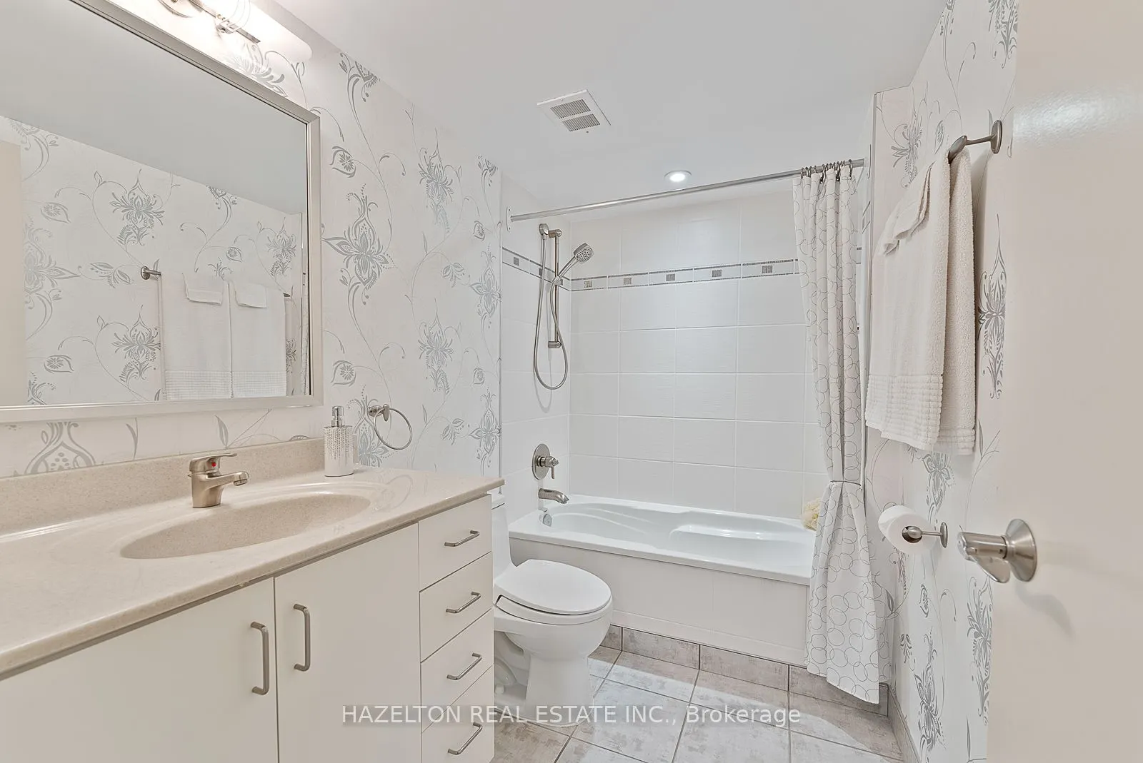 66 Collier Street, #2C