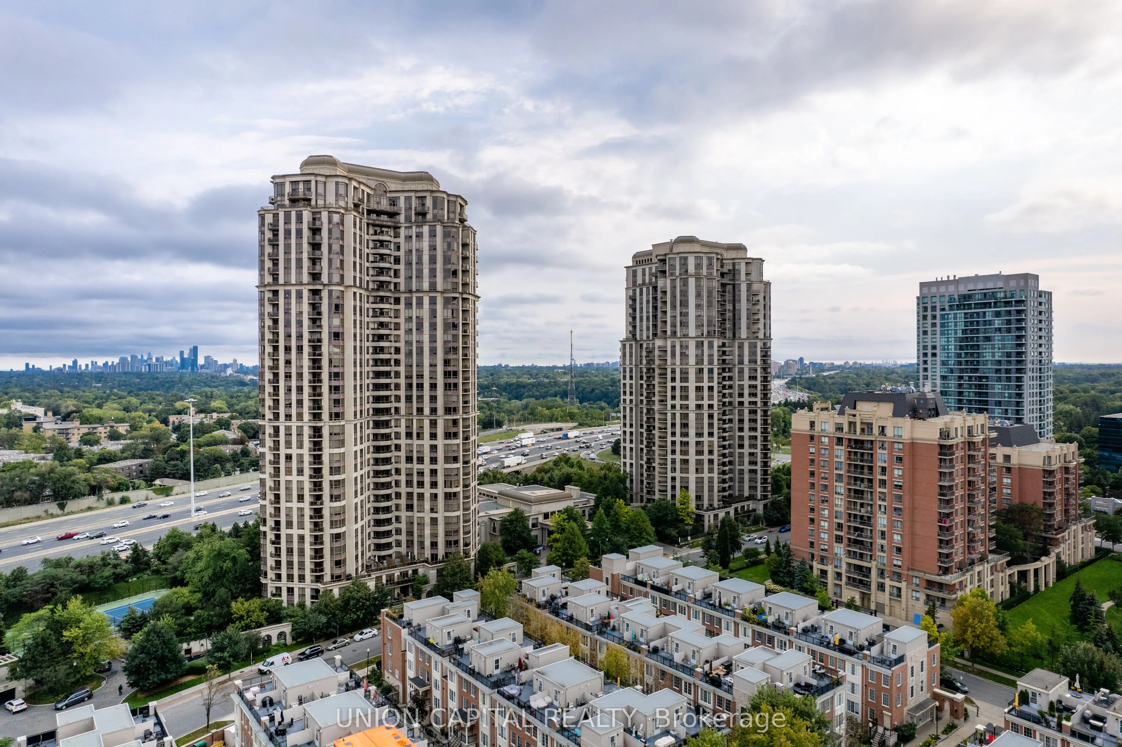 80 Harrison Garden Boulevard, #2626