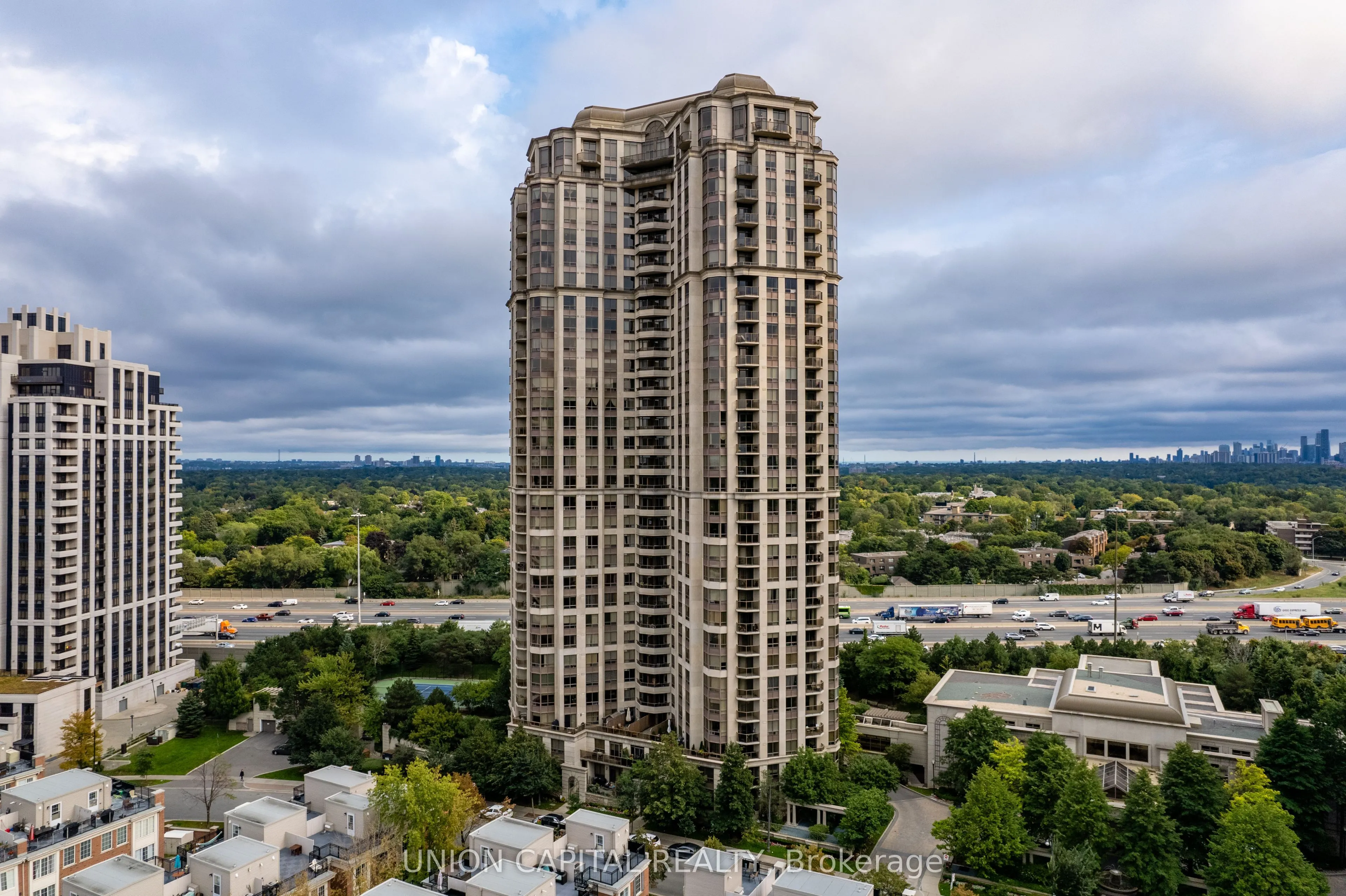 80 Harrison Garden Boulevard, #2626
