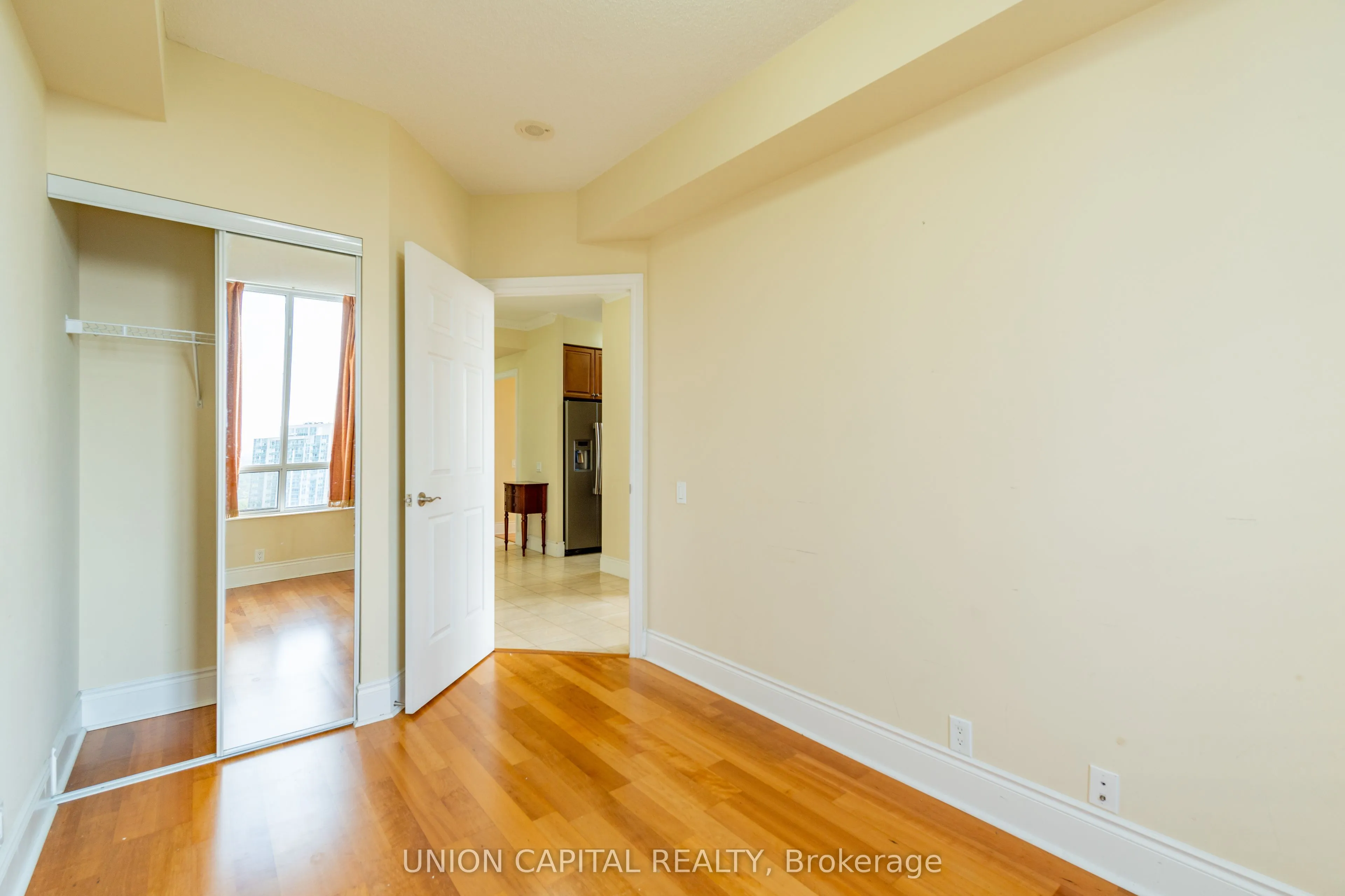 80 Harrison Garden Boulevard, #2626
