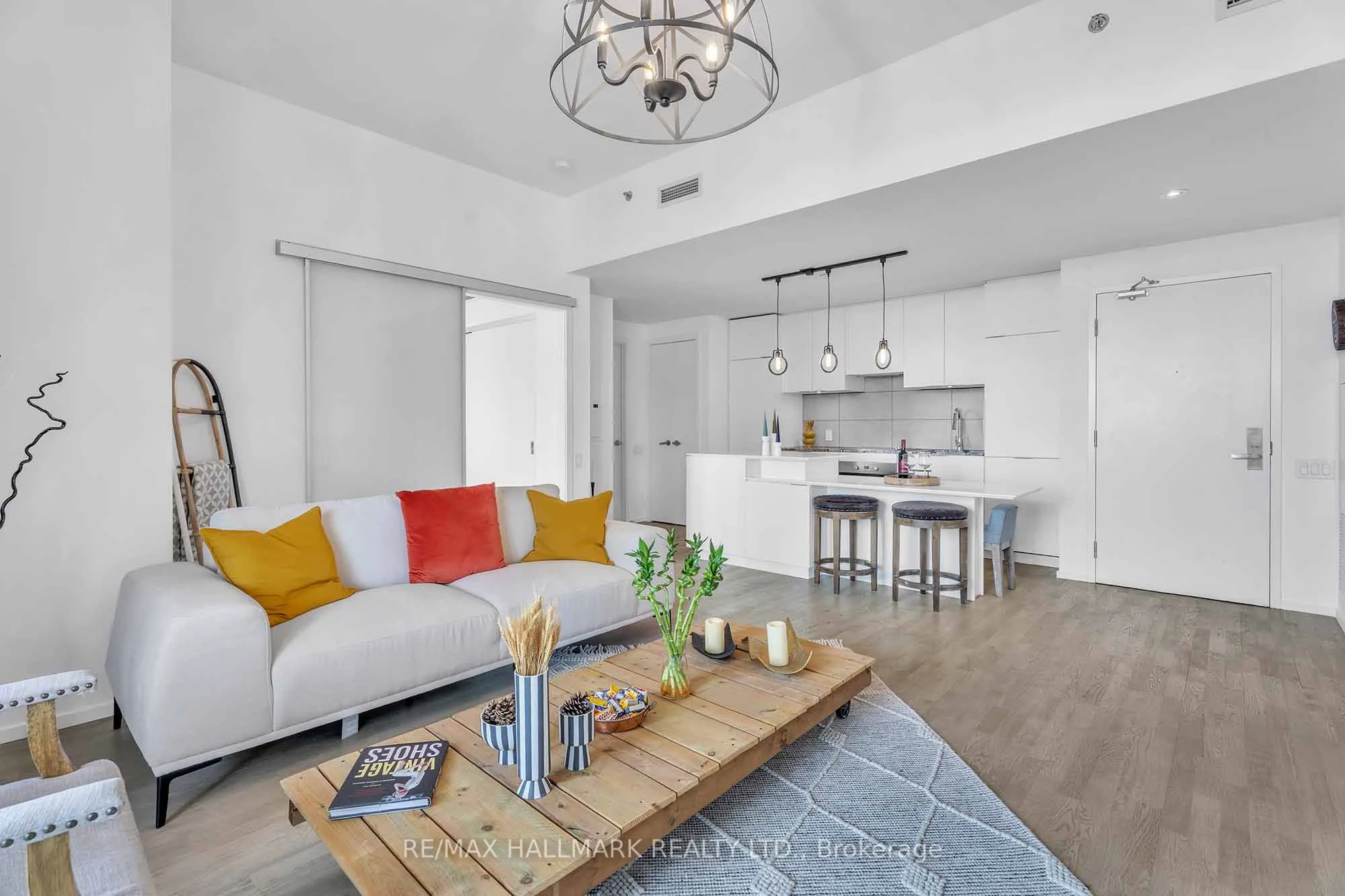 5 St Joseph Street, #2611