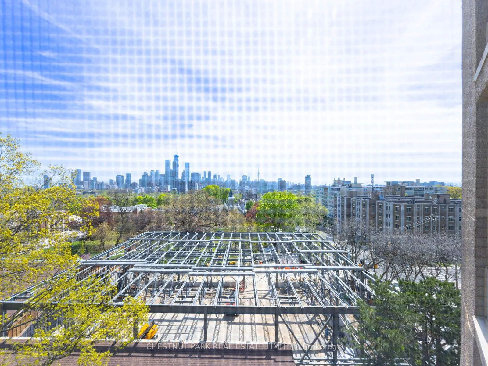 423 Avenue Road, #8