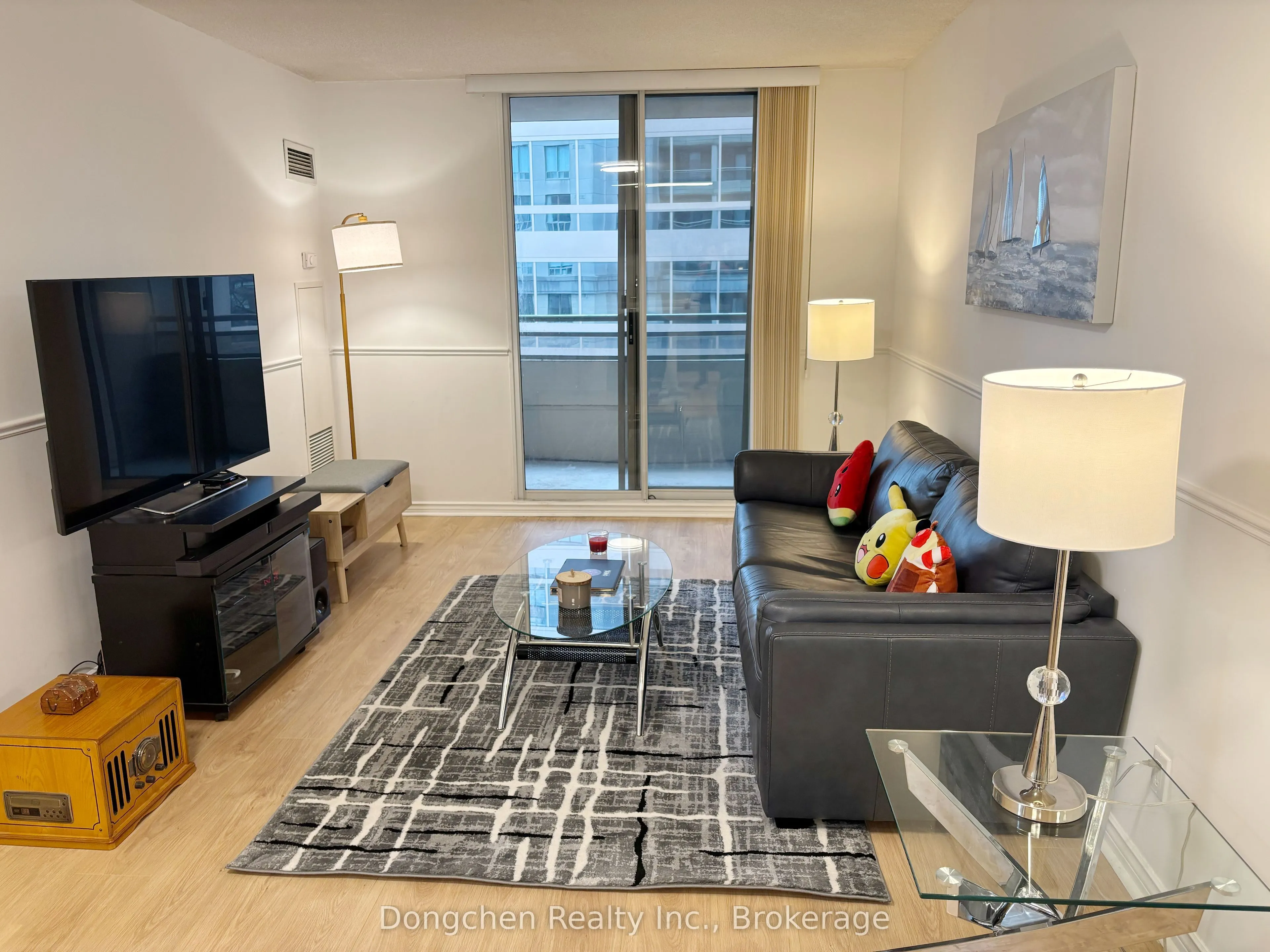 260 Doris Avenue, #511