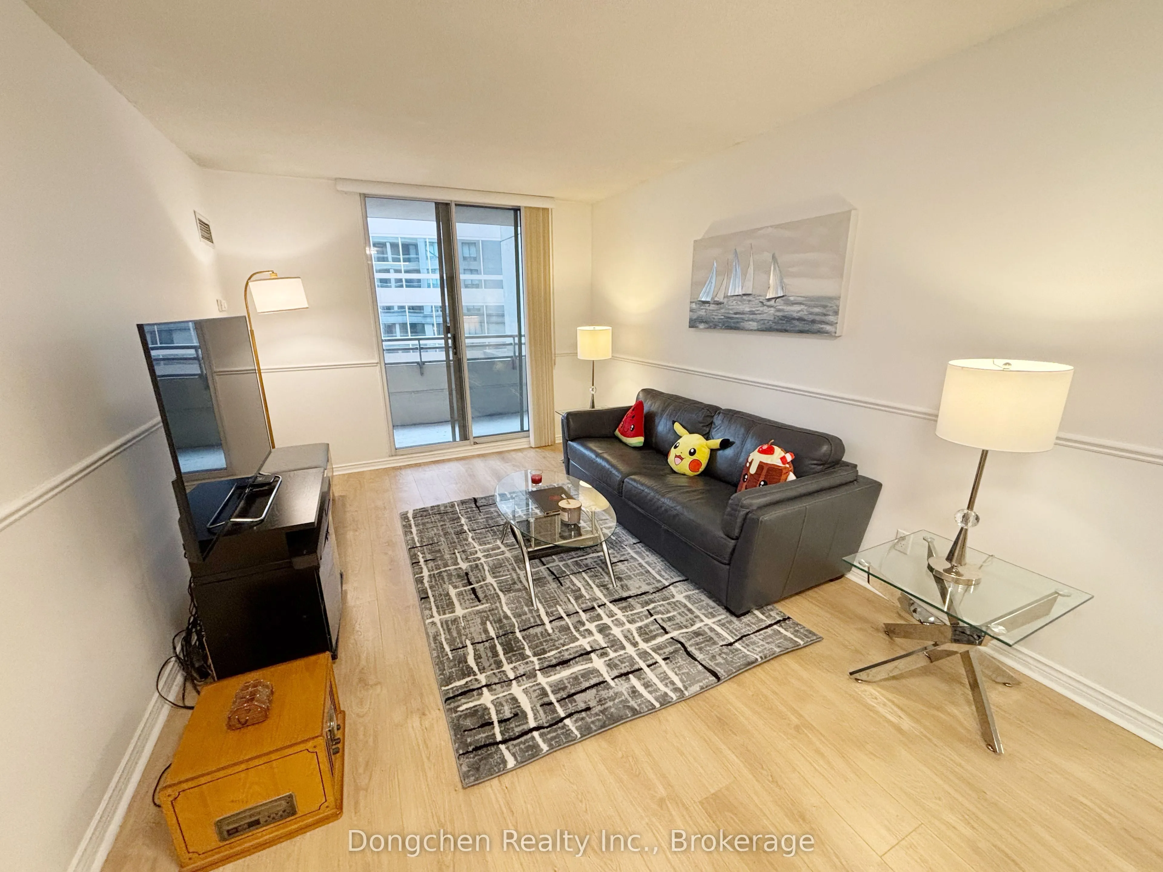 260 Doris Avenue, #511