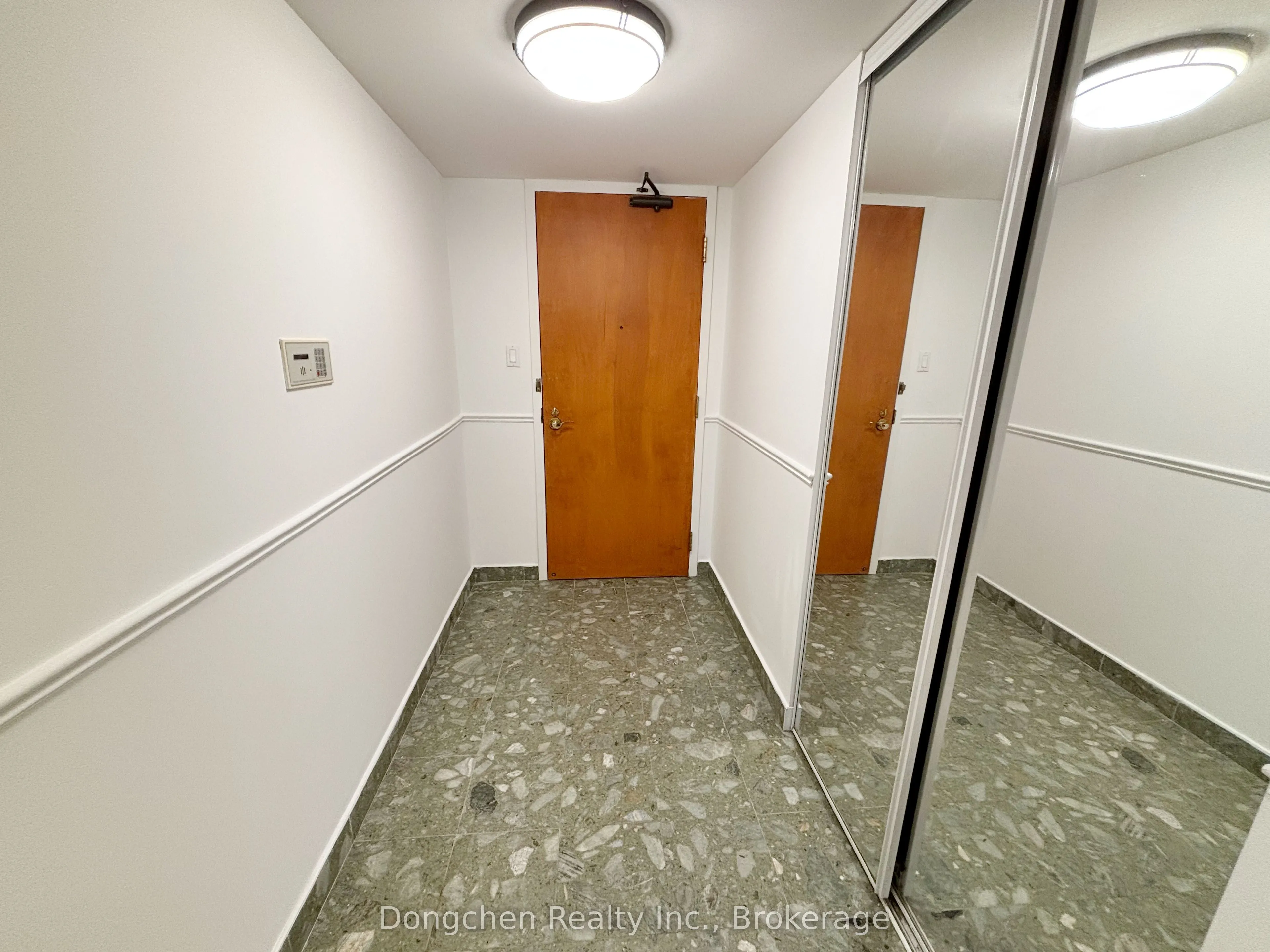 260 Doris Avenue, #511
