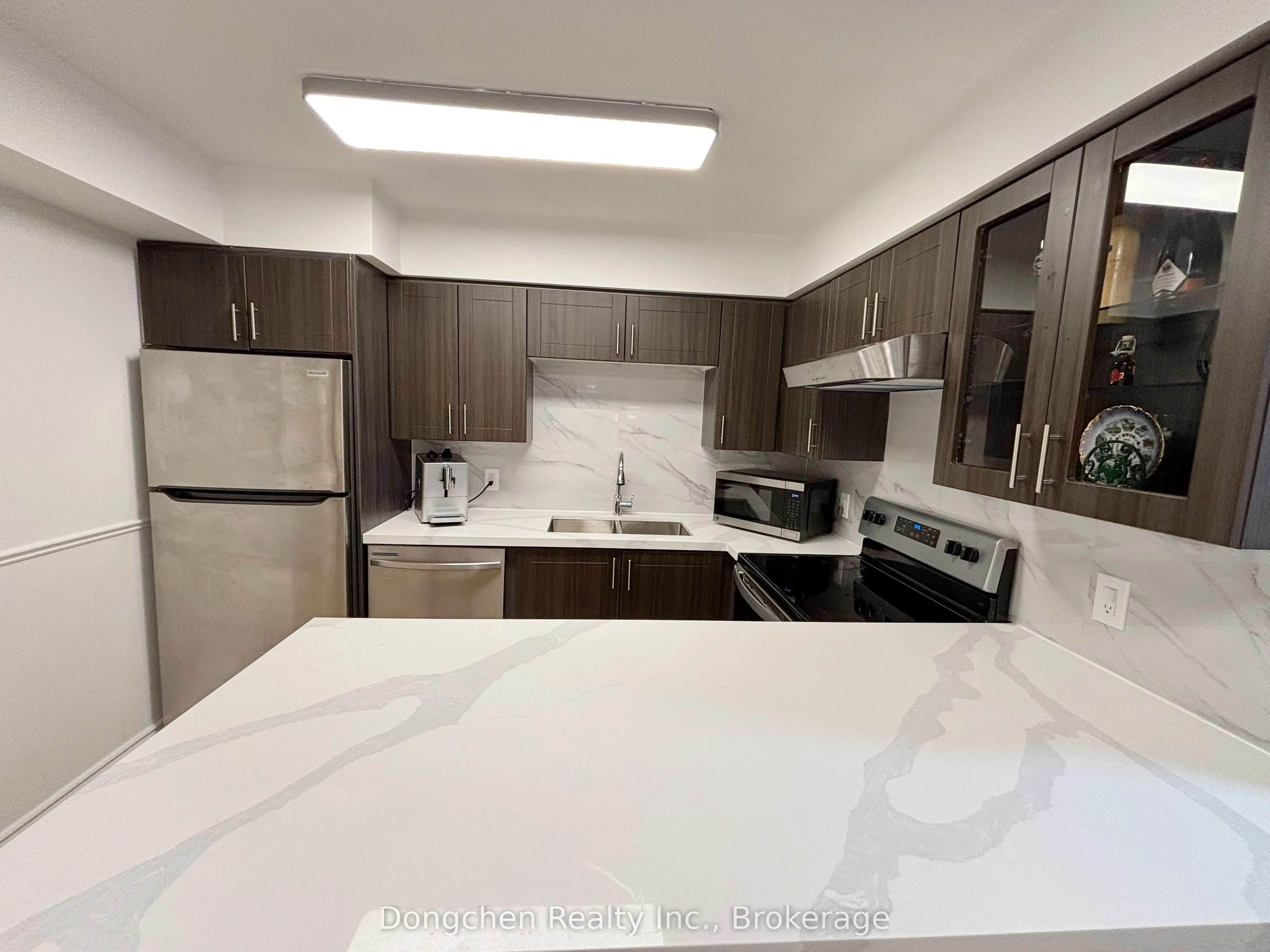 260 Doris Avenue, #511