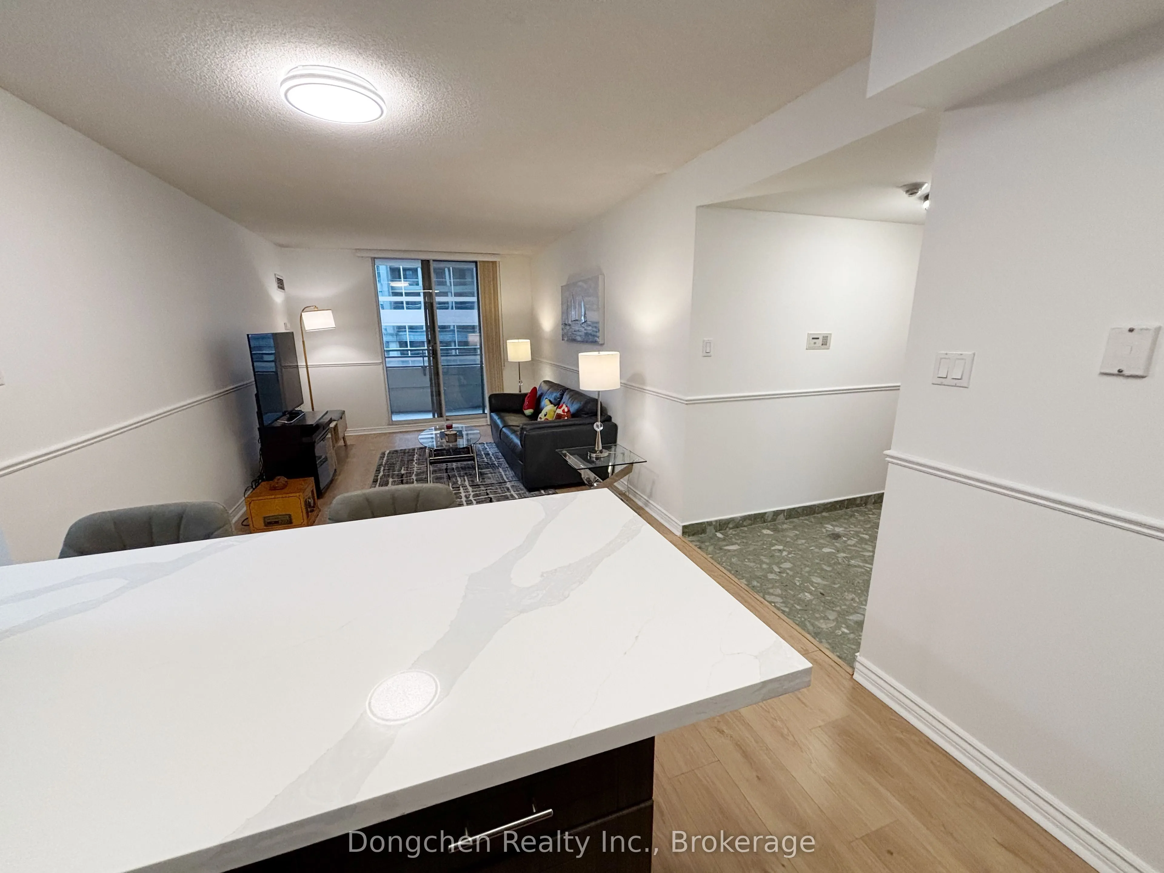 260 Doris Avenue, #511