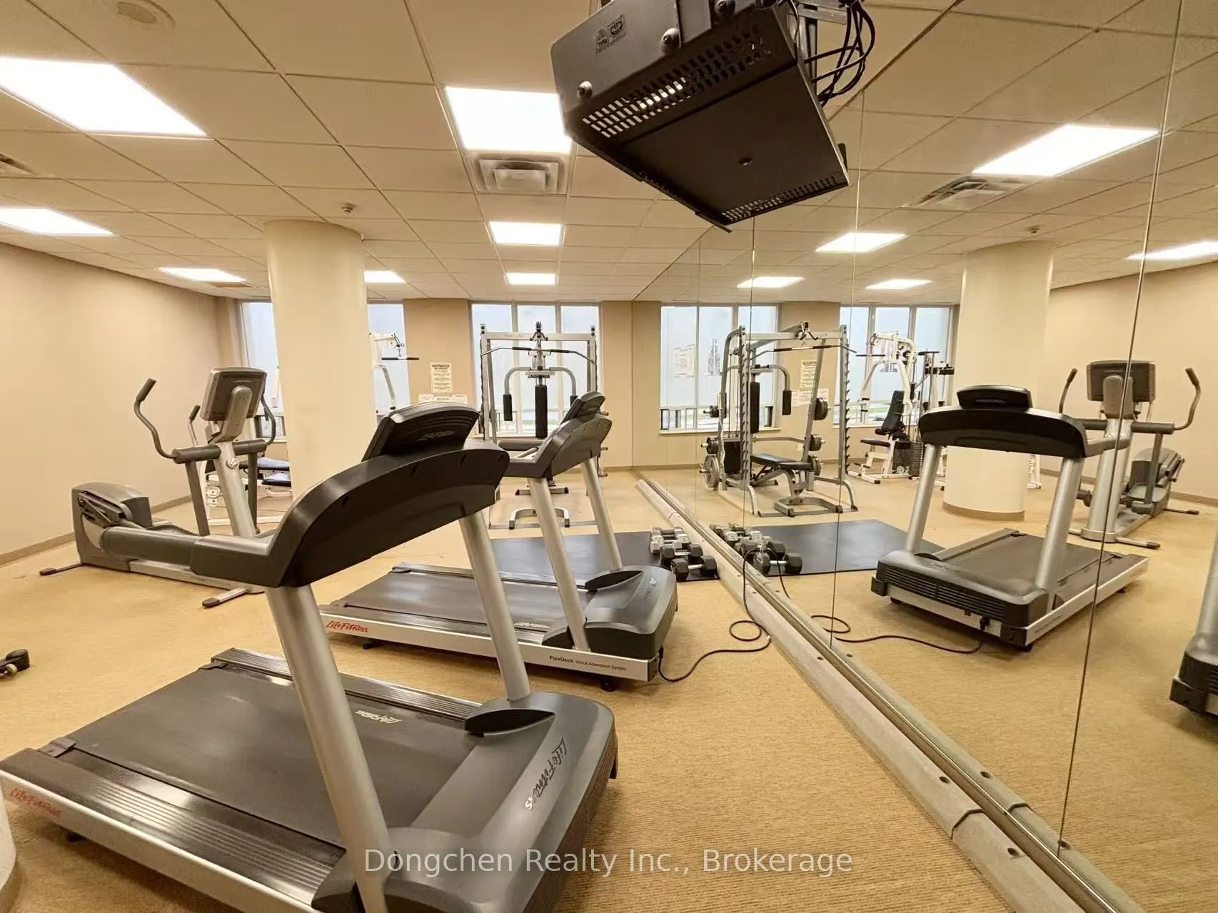 260 Doris Avenue, #511