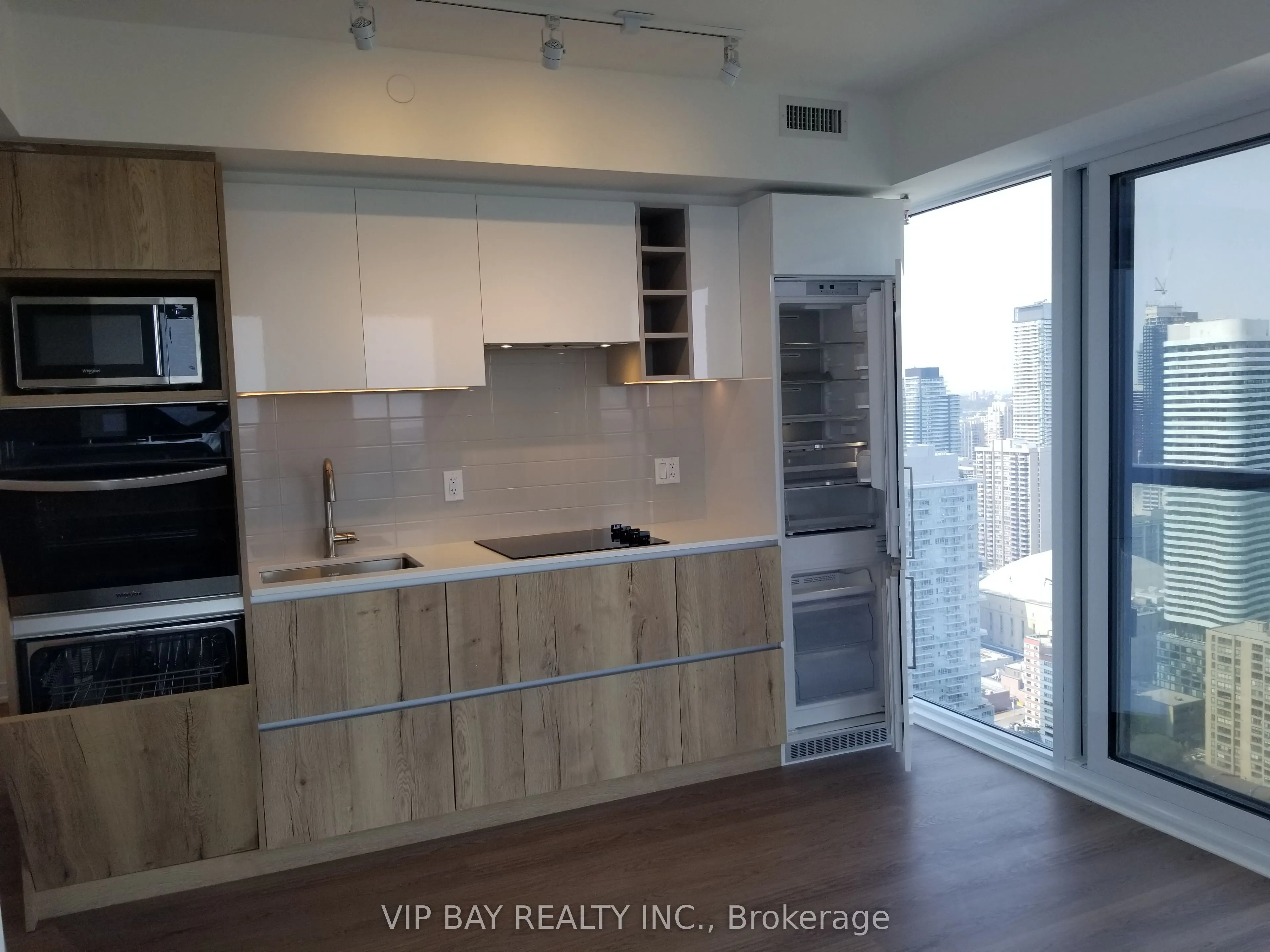 319 Jarvis Street, #4710