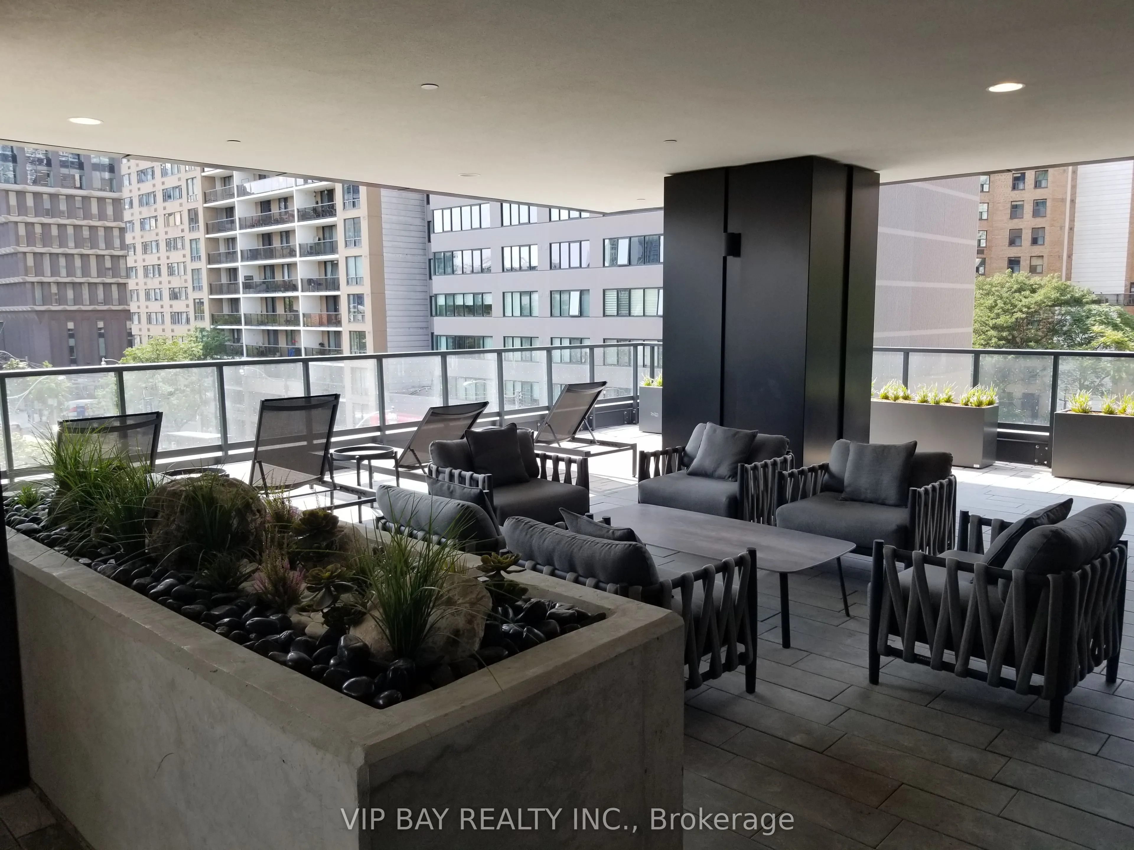 319 Jarvis Street, #4710