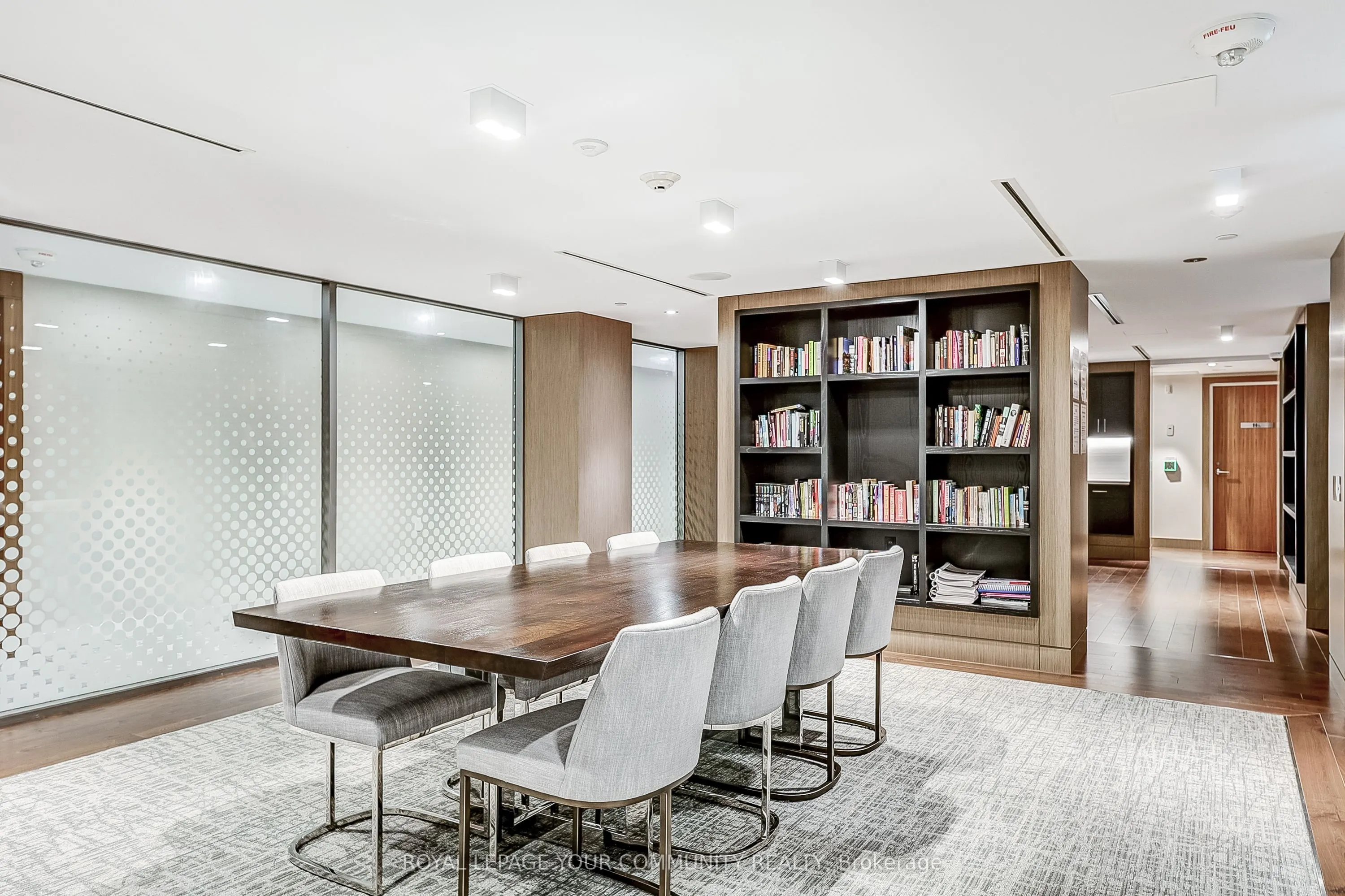15 Queens Quay Street E, #1808