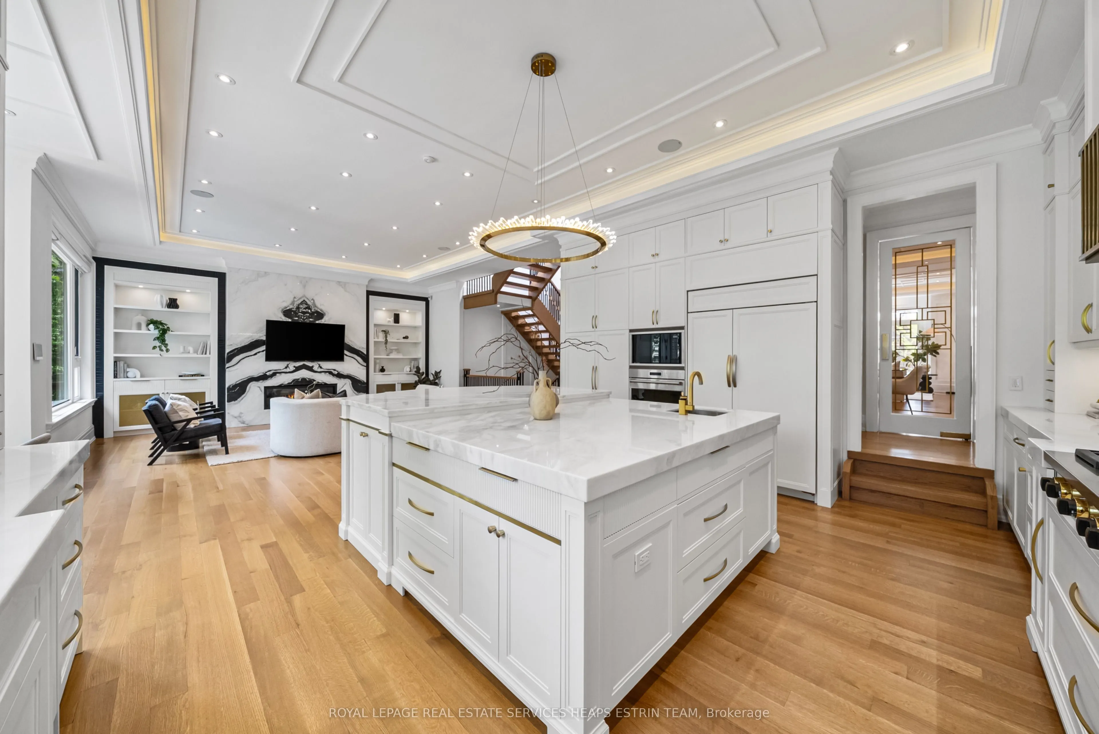 148 Munro Boulevard