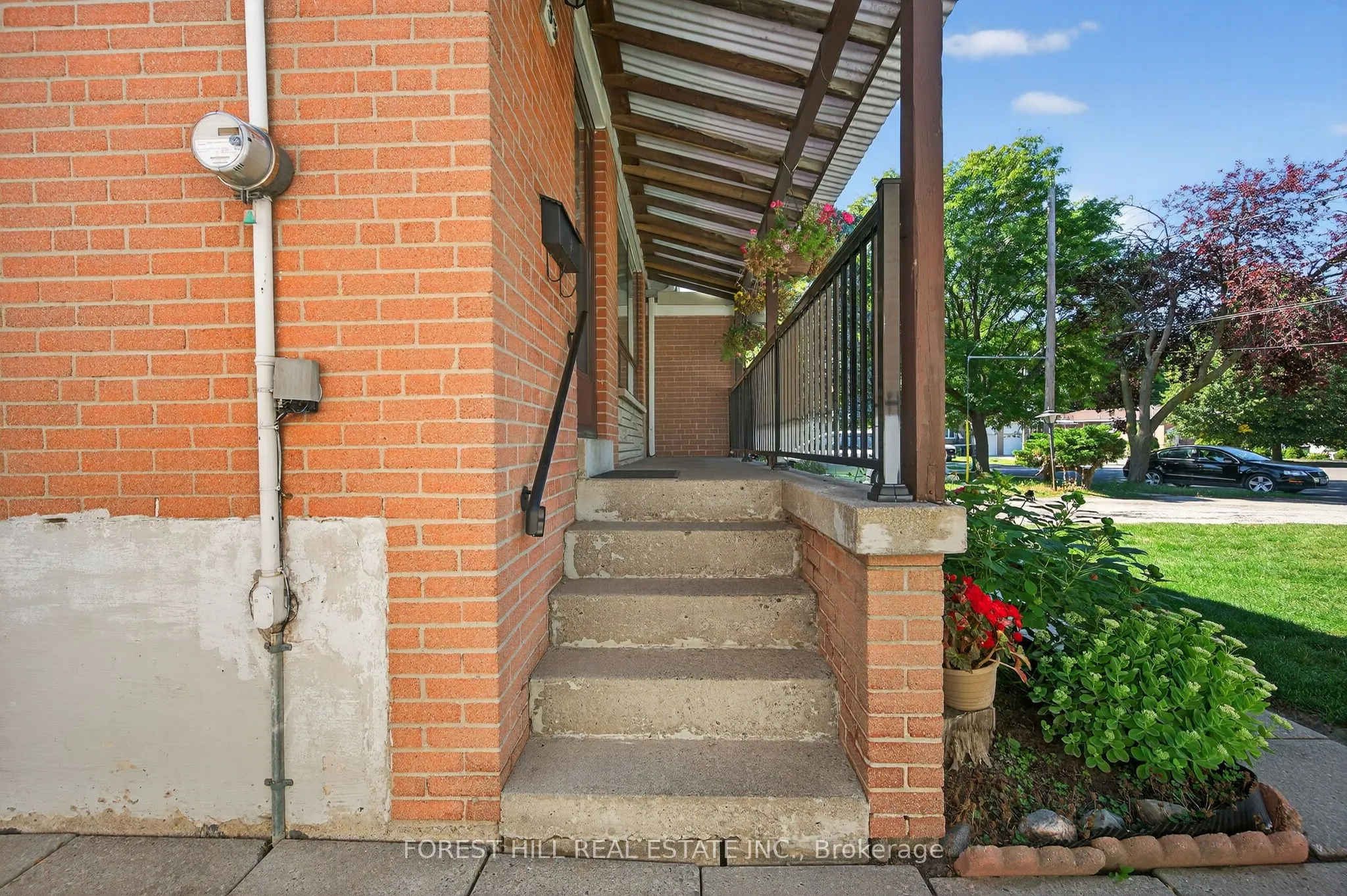 35 Regatta Crescent