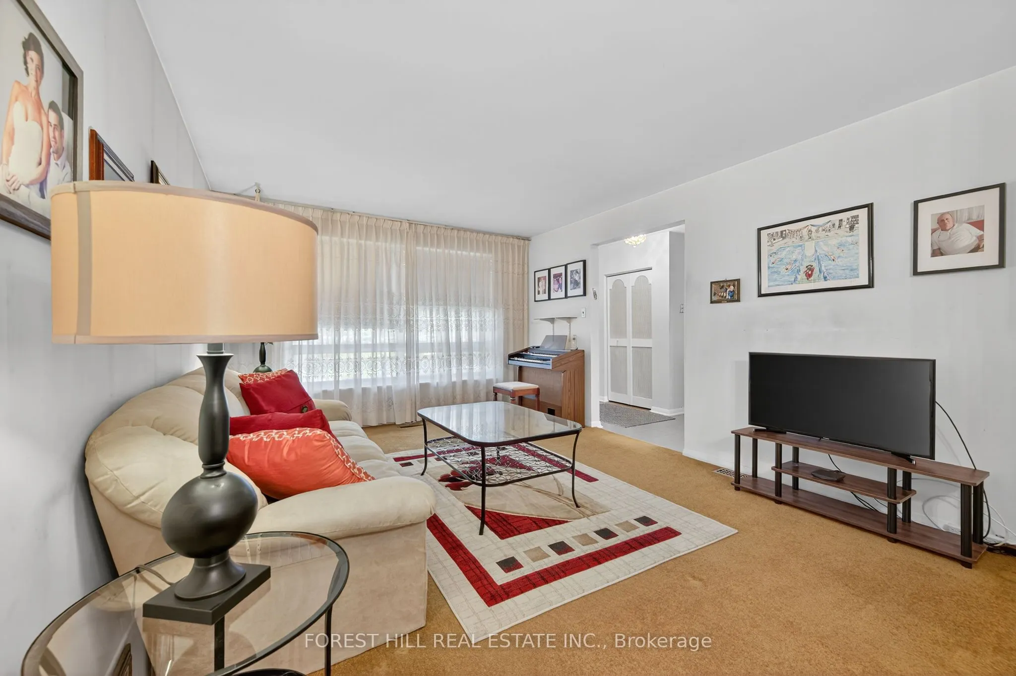 35 Regatta Crescent