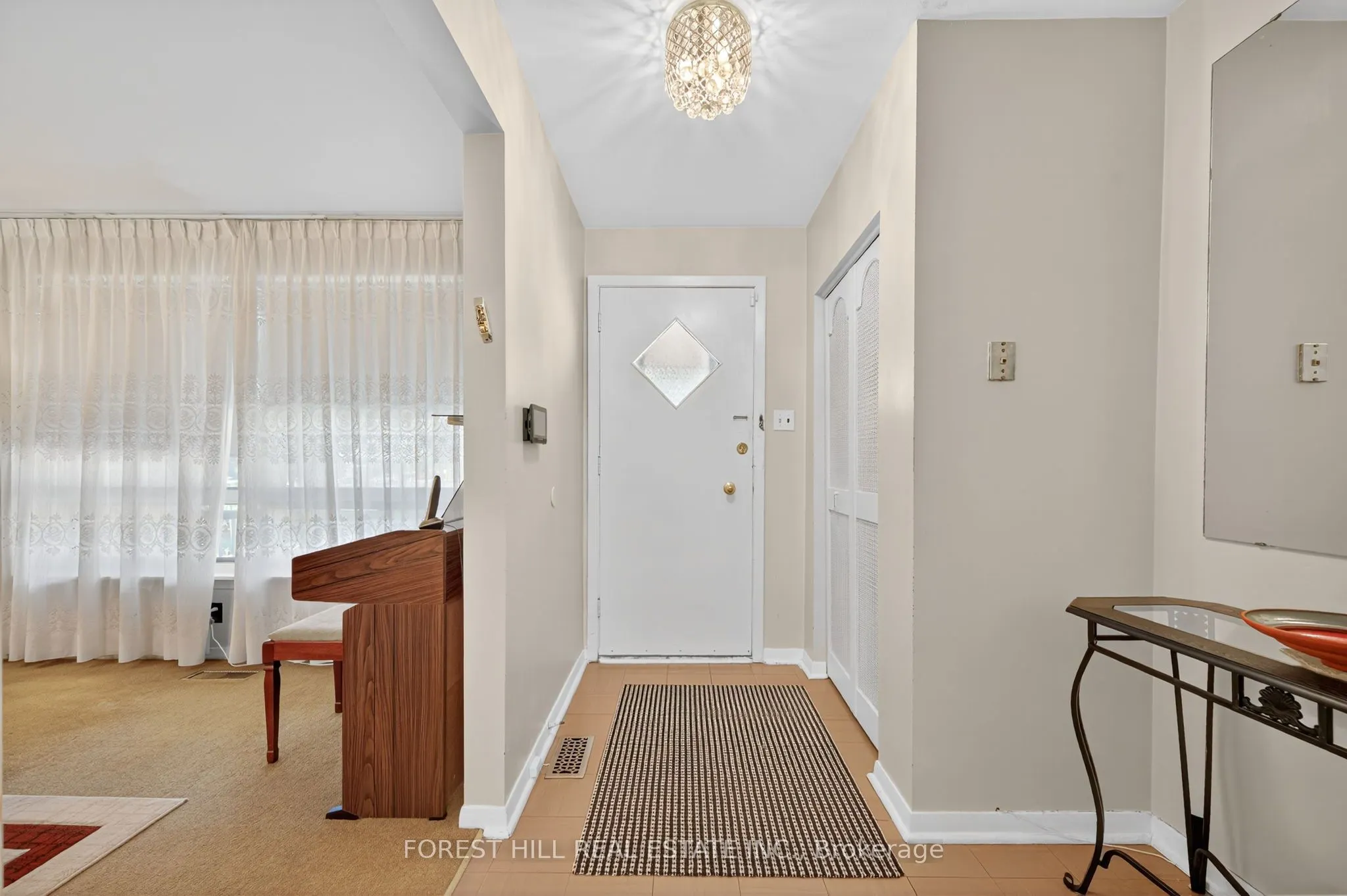35 Regatta Crescent