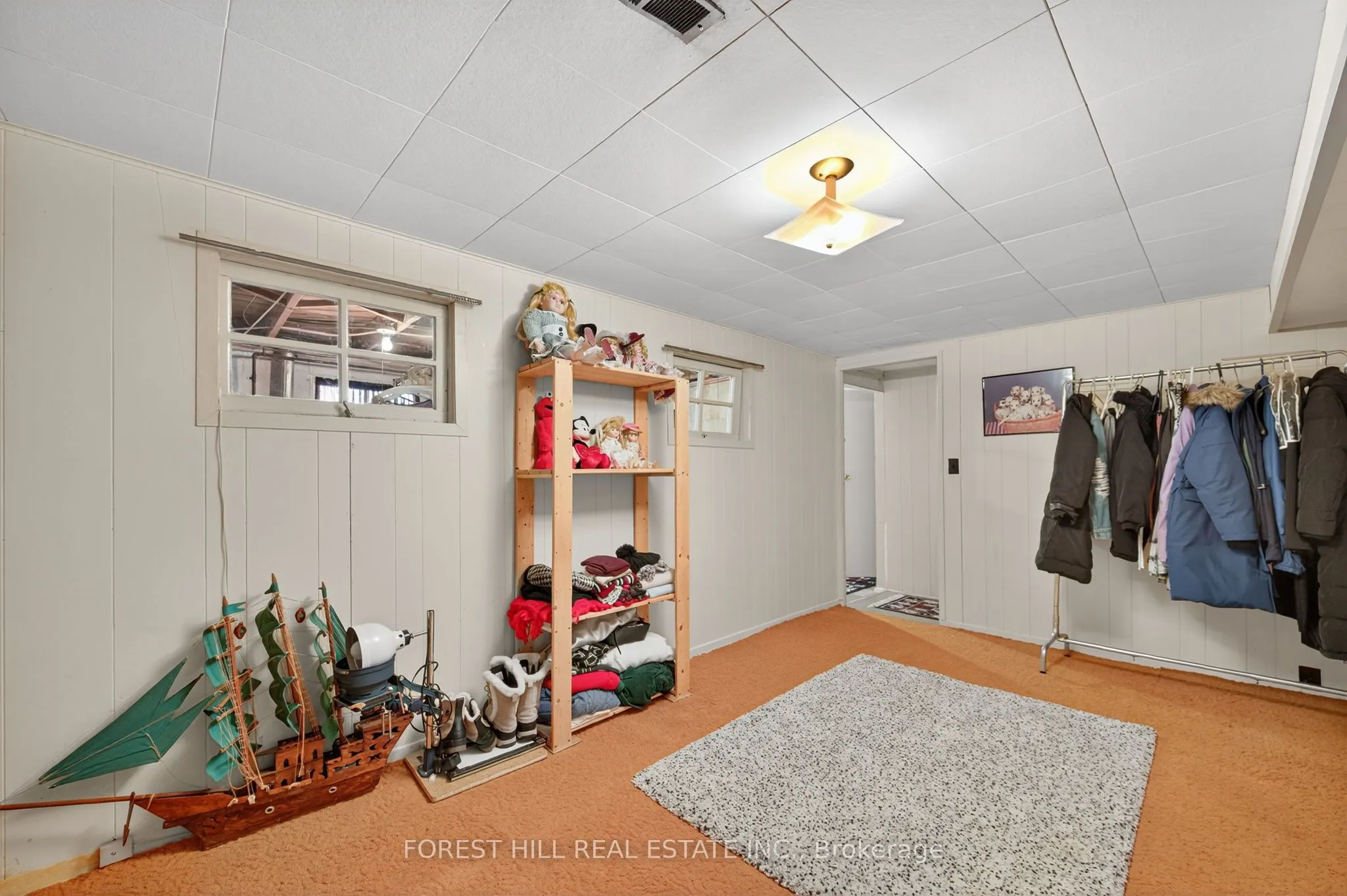 35 Regatta Crescent