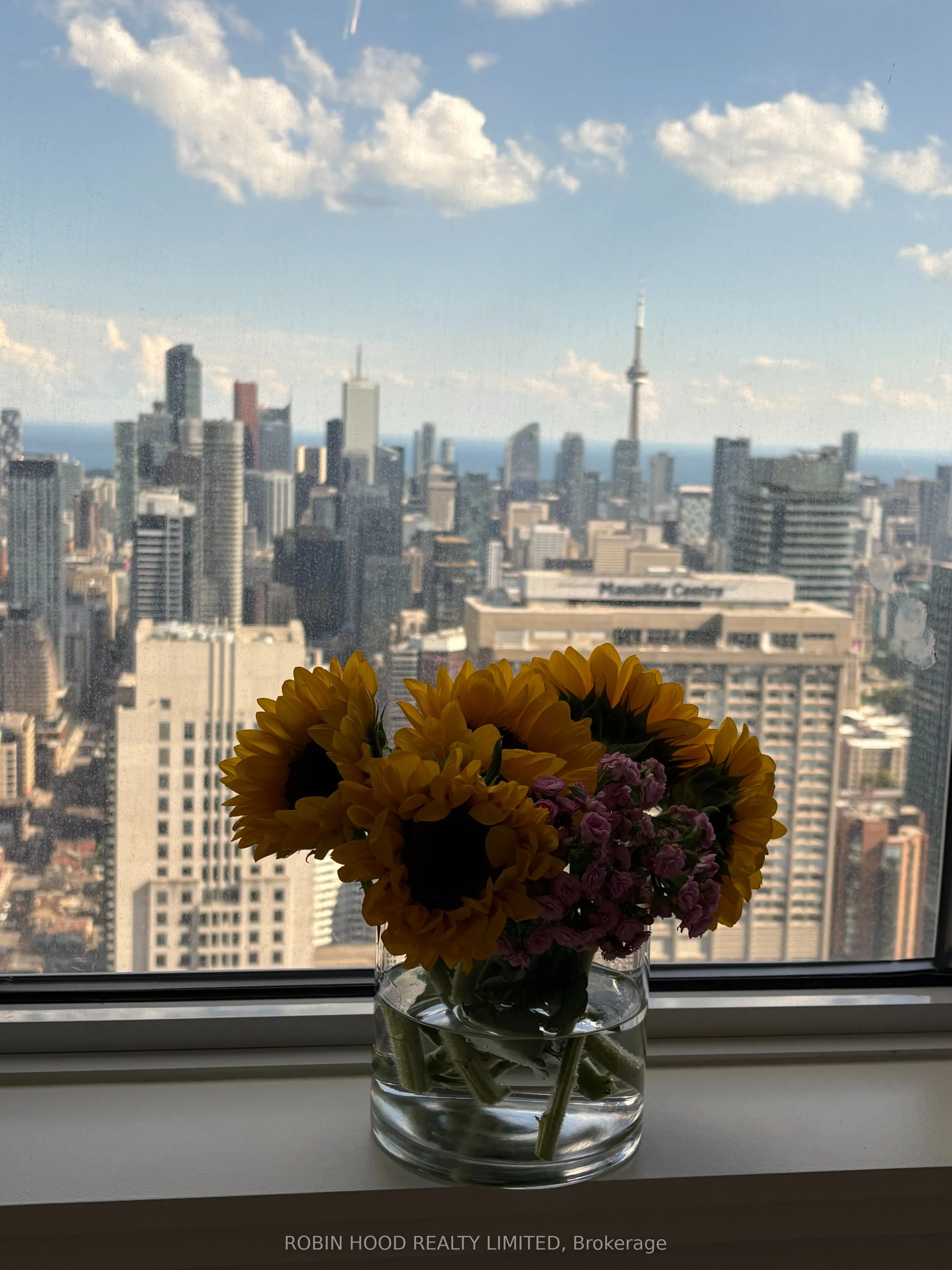 11 Yorkville Avenue, #5808