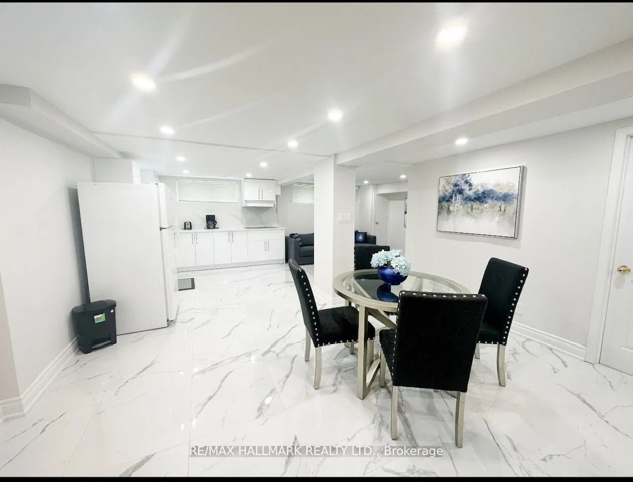 198 Maxome Avenue, #Bsmnt