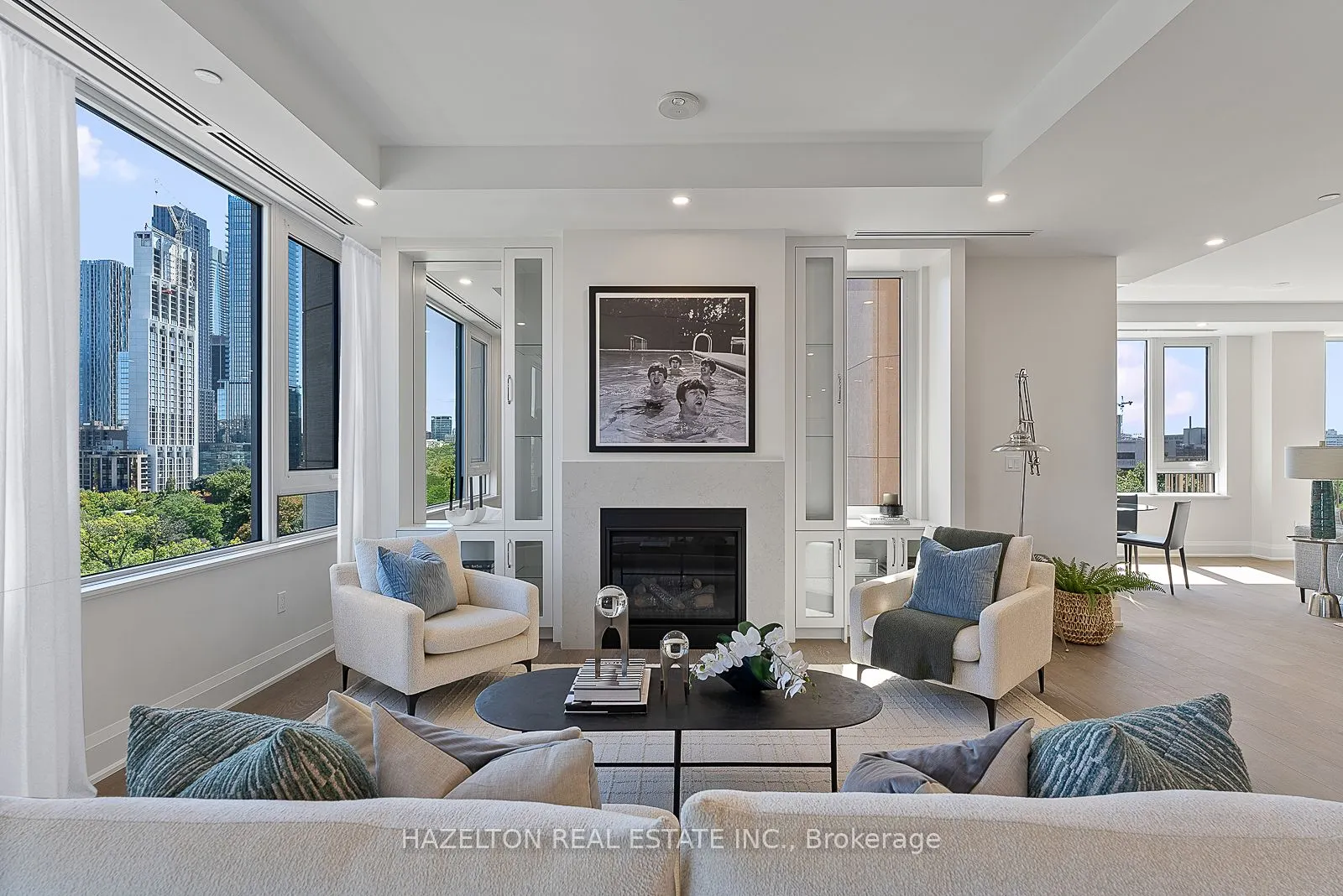 128 Hazelton Avenue, #802