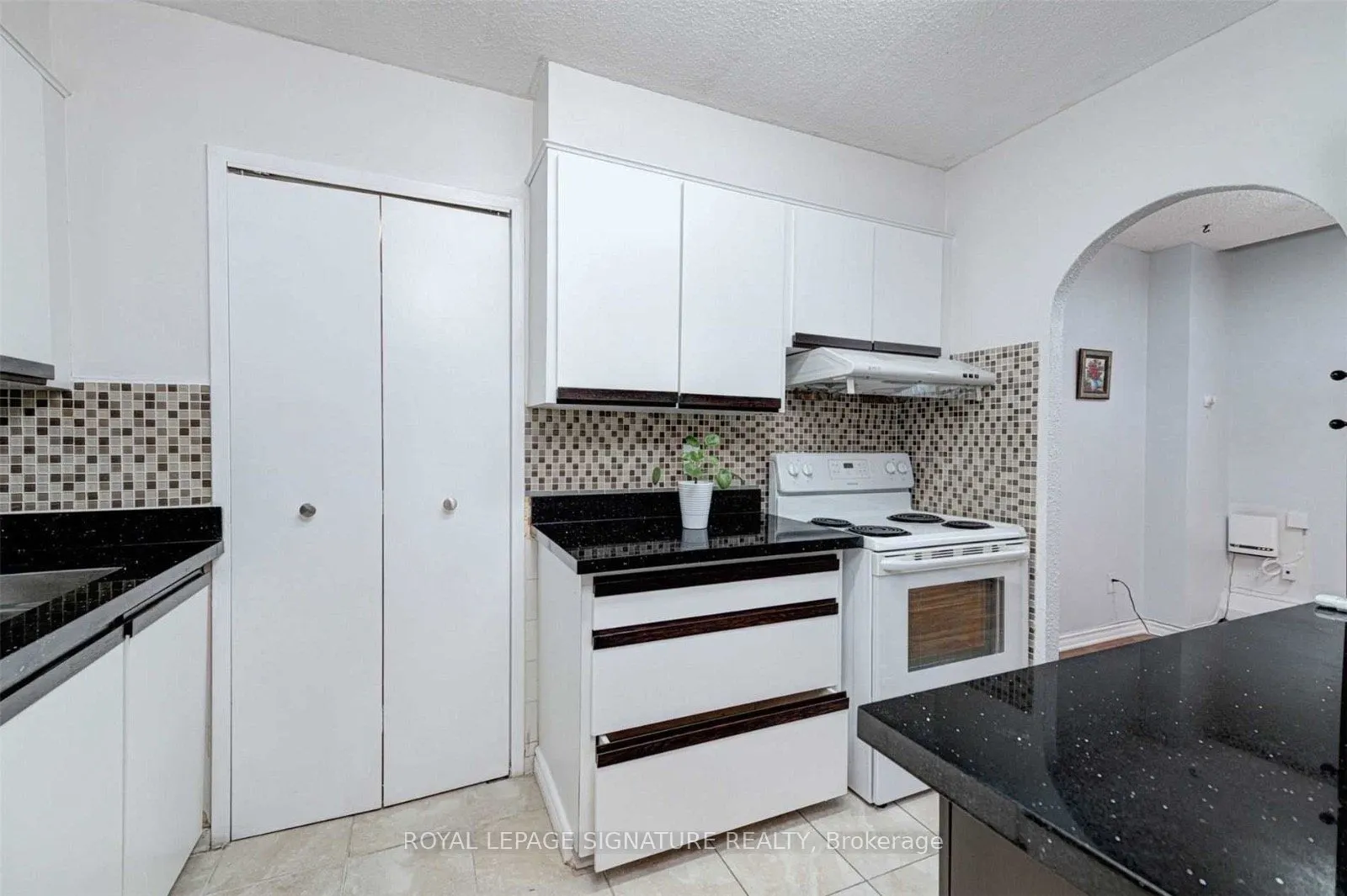 5 Parkway Forest Drive, #116