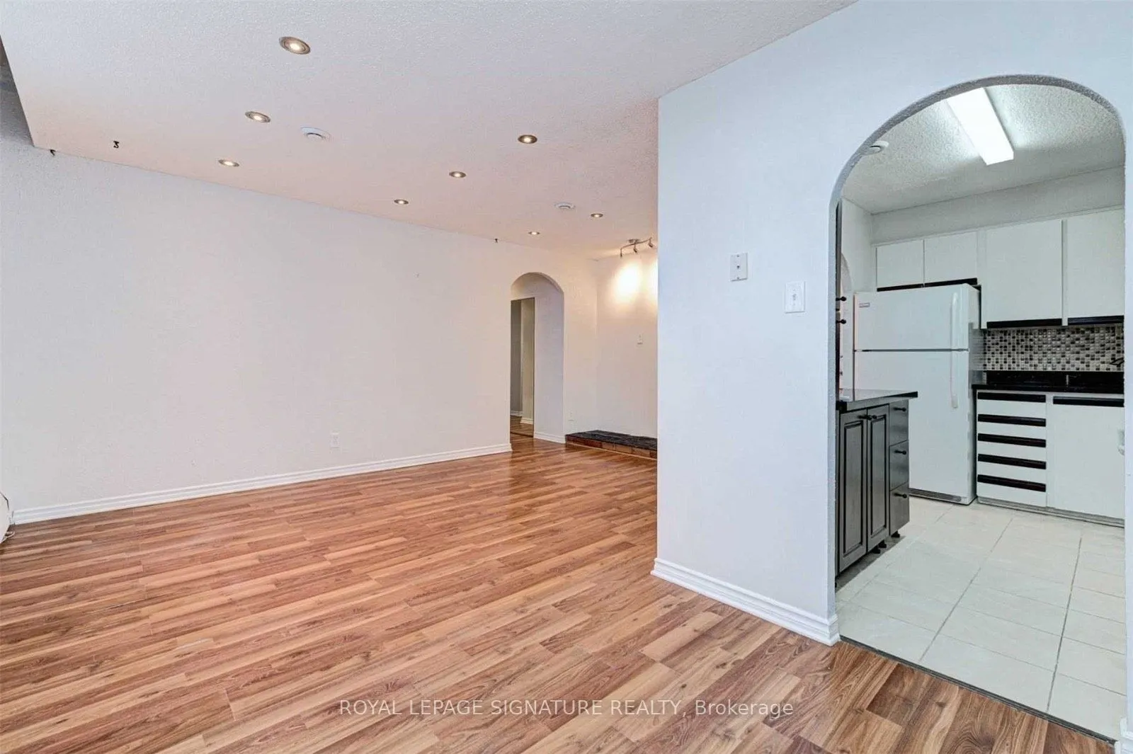 5 Parkway Forest Drive, #116