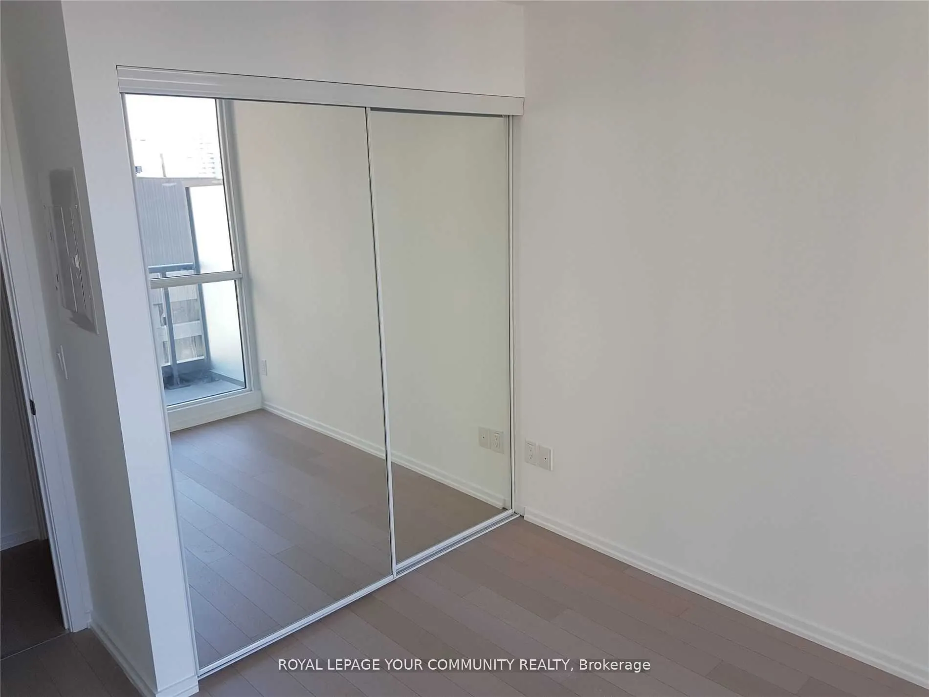 70 Temperance Street, #1516