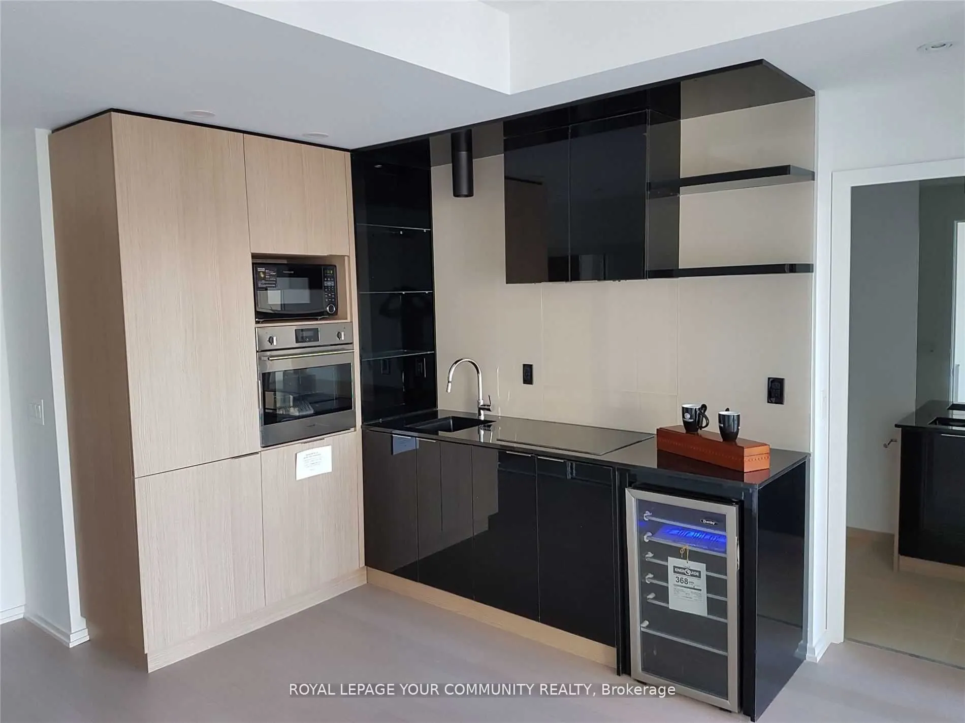 70 Temperance Street, #1516