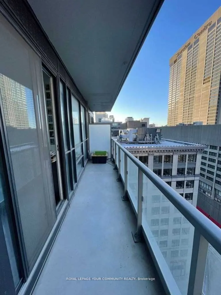 70 Temperance Street, #1516