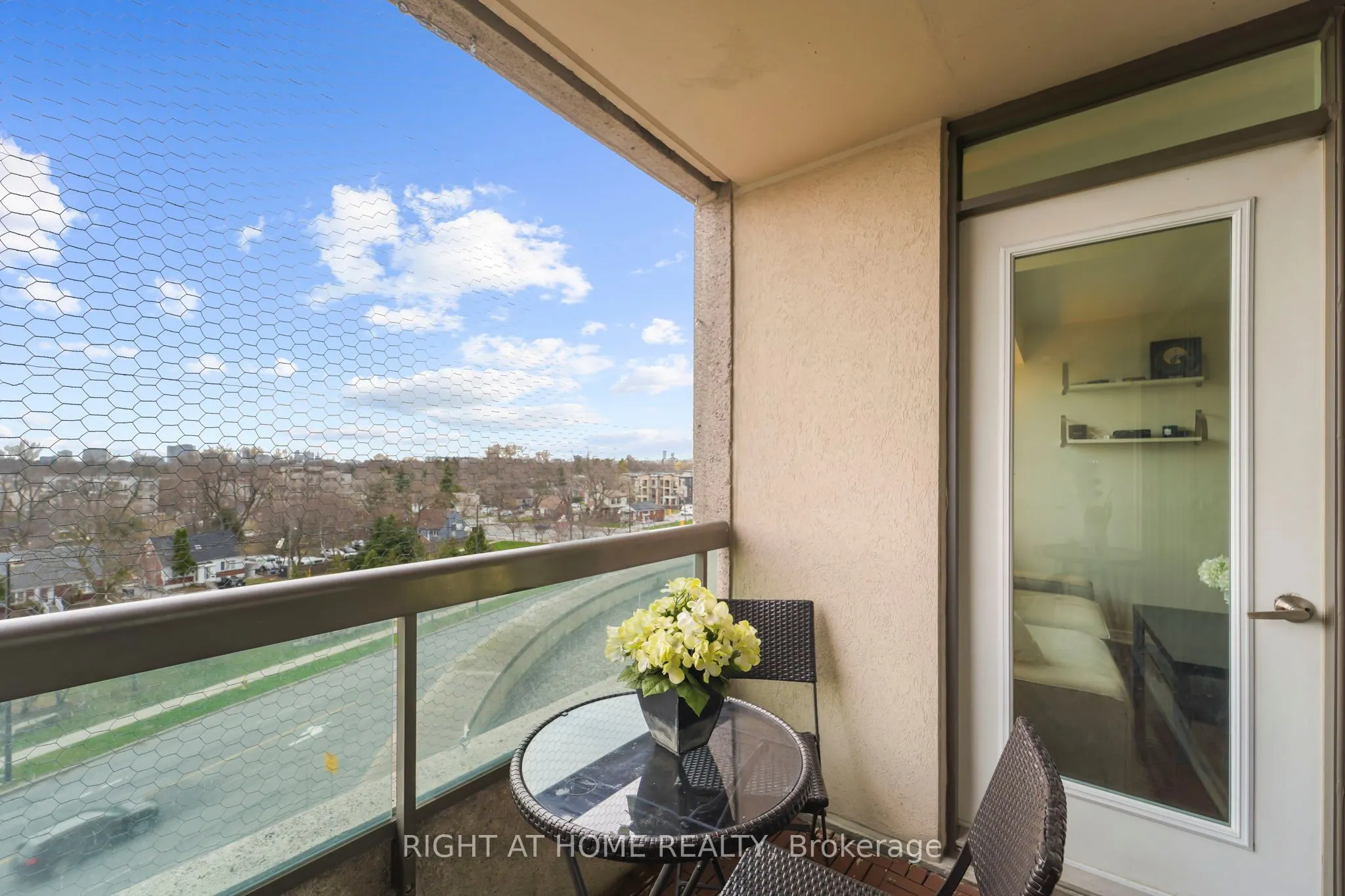 503 Beecroft Road, #712