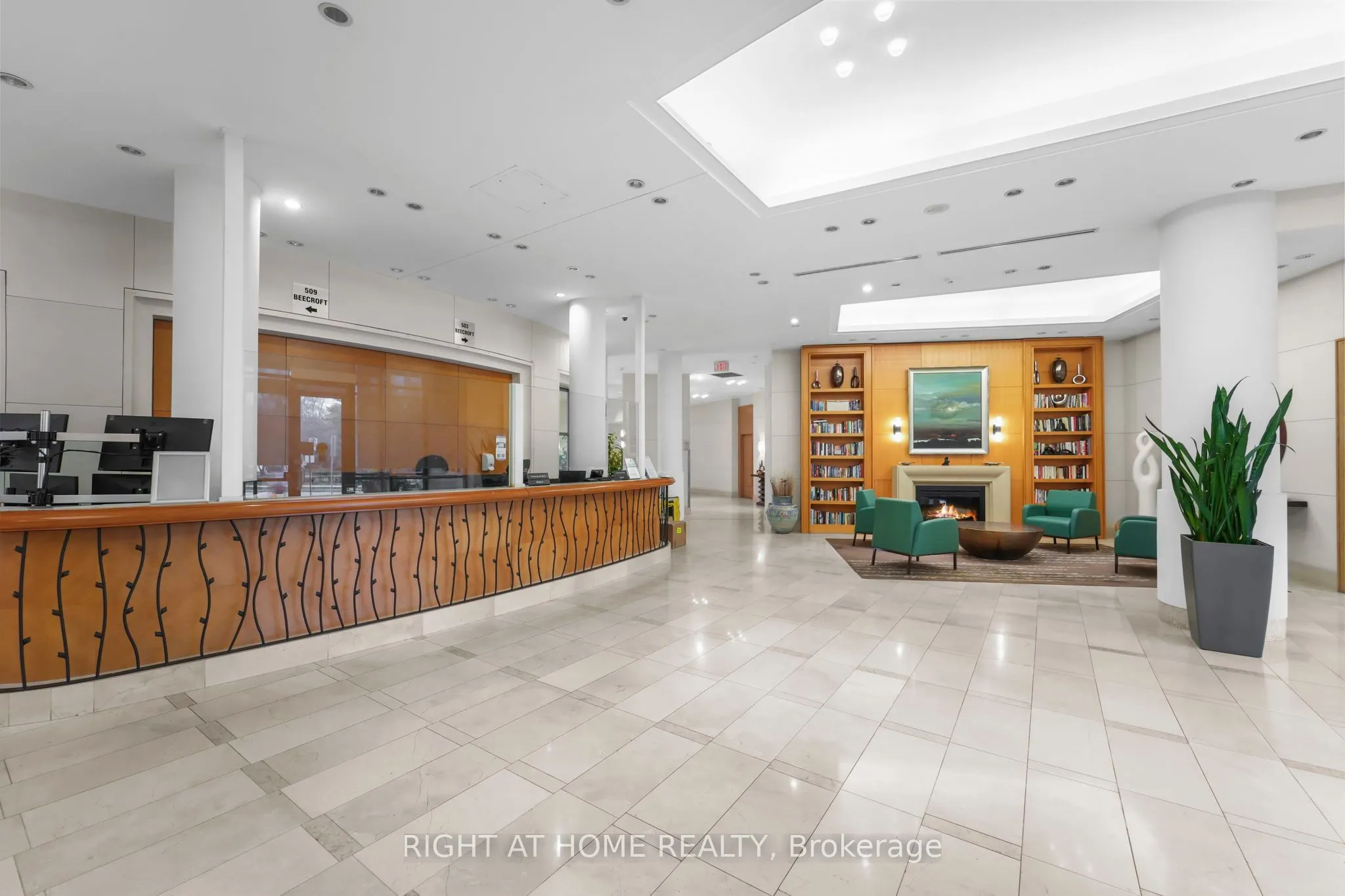 503 Beecroft Road, #712