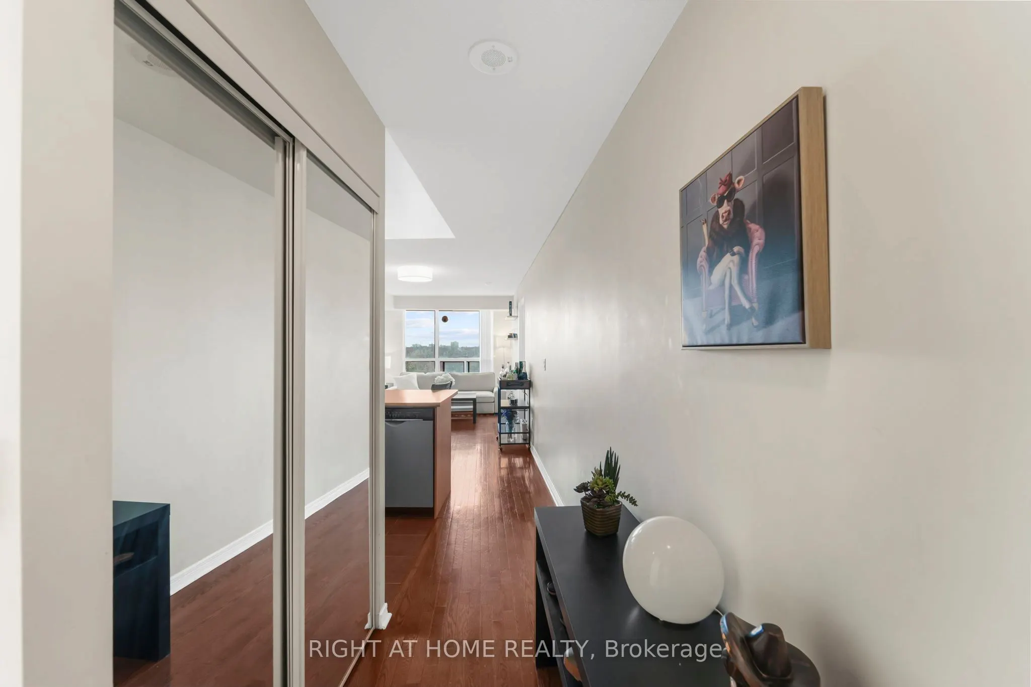 503 Beecroft Road, #712