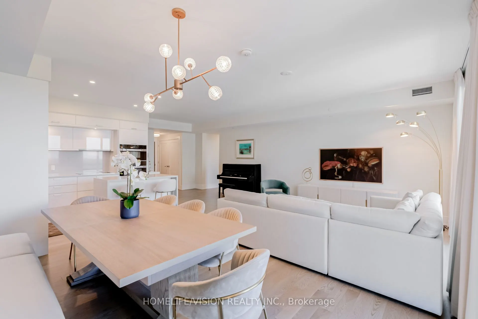 30 Inn On The Park Drive, #1810