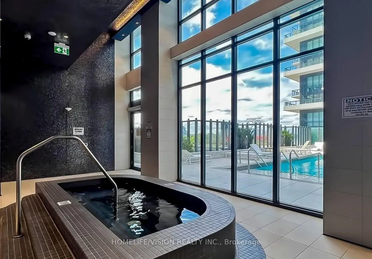30 Inn On The Park Drive, #1810