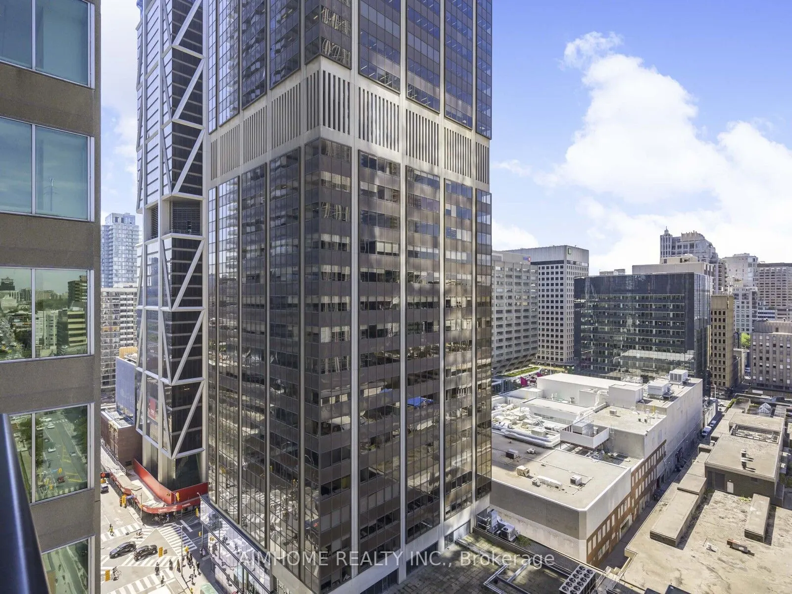 771 yonge Street, #1901