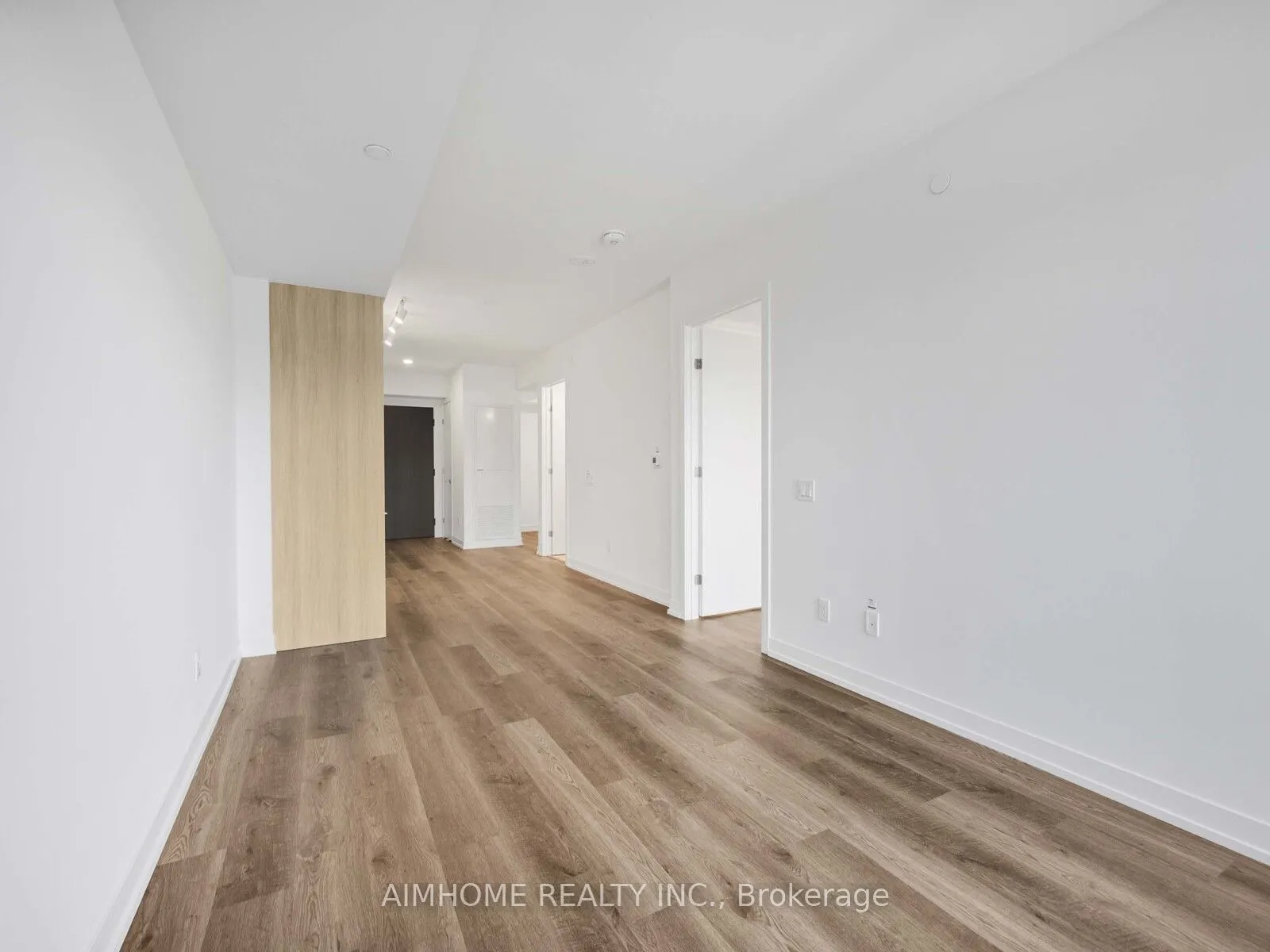 771 yonge Street, #1901