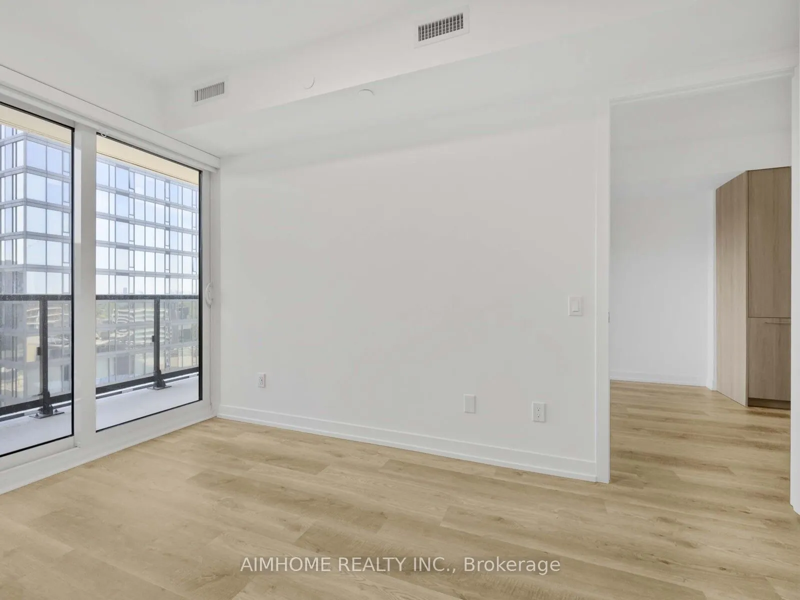 771 yonge Street, #1901