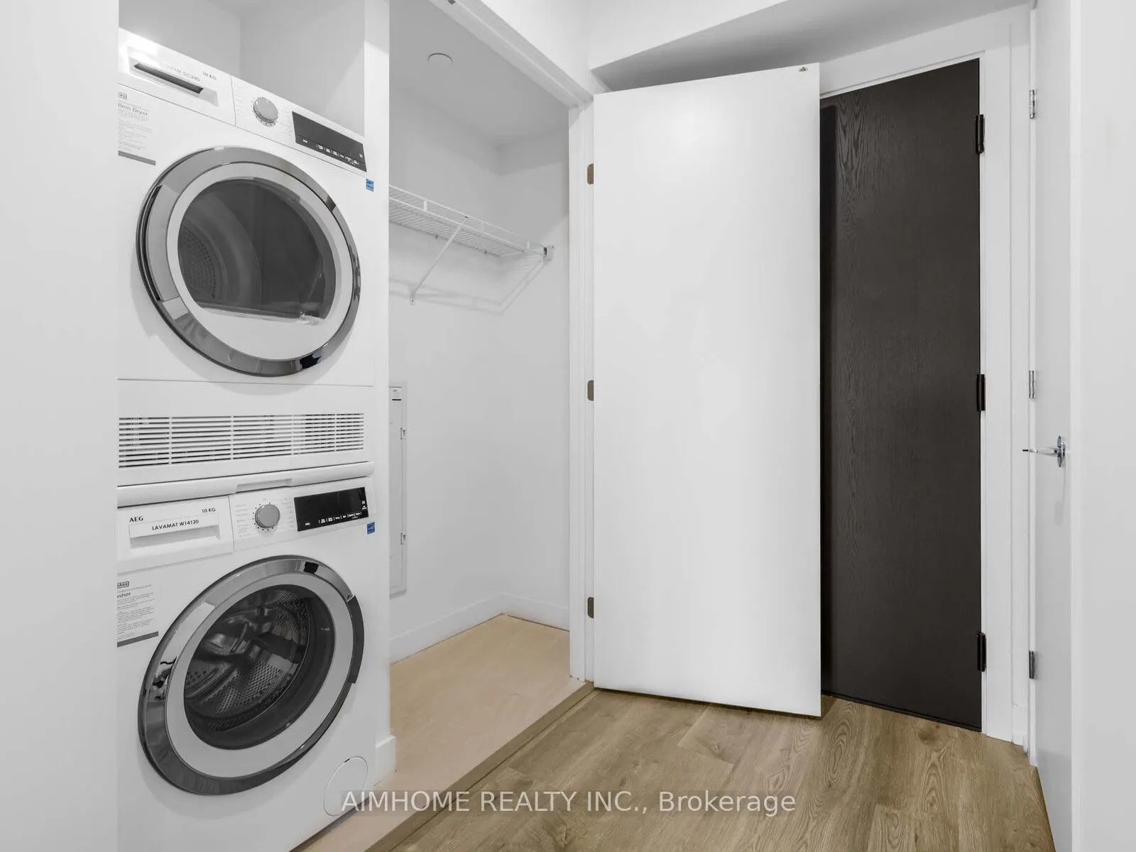771 yonge Street, #1901